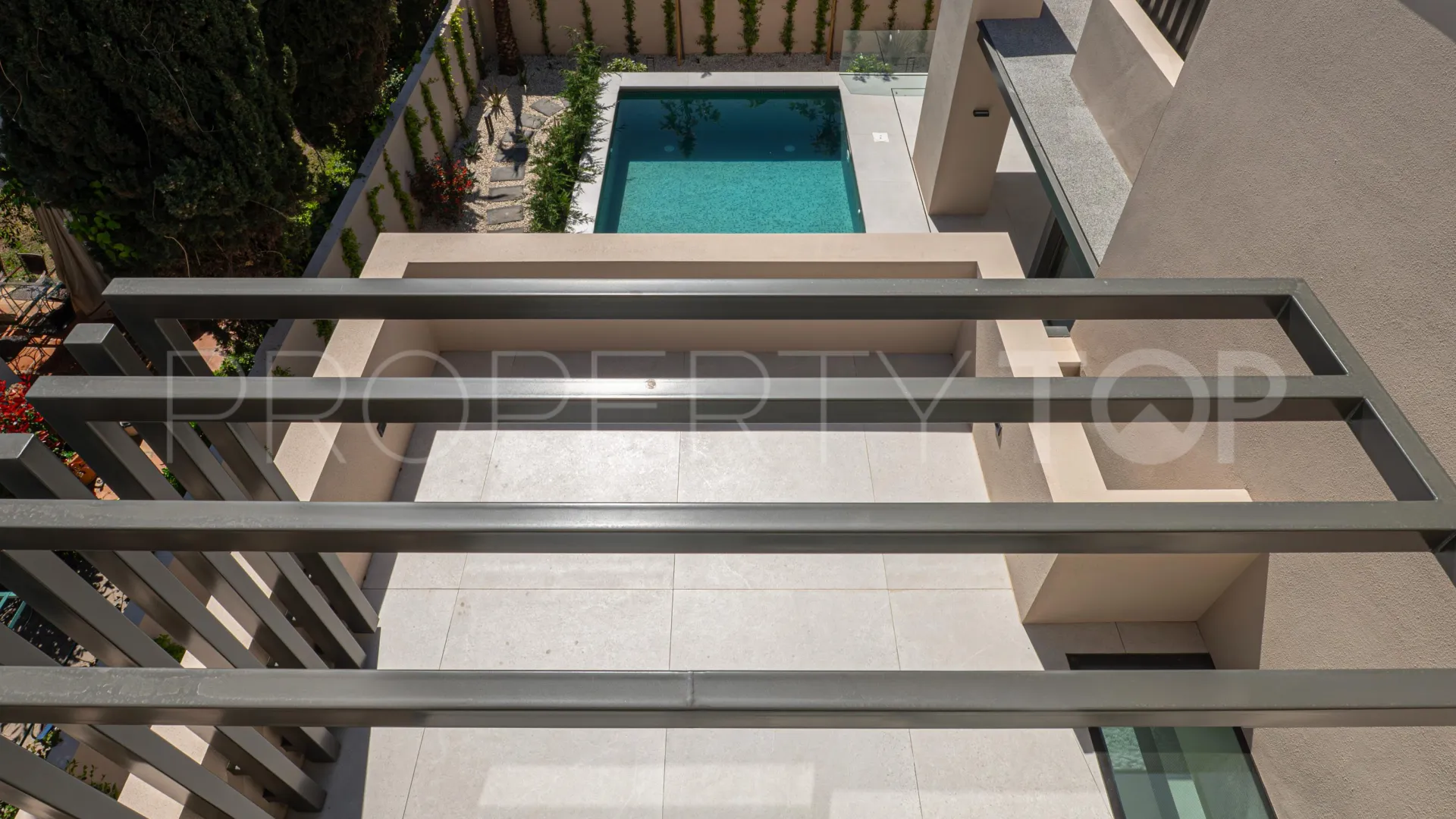 Villa for sale in Beach Side Golden Mile with 5 bedrooms