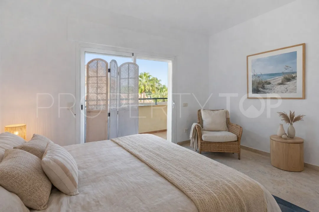 Penthouse in Marbella East for sale