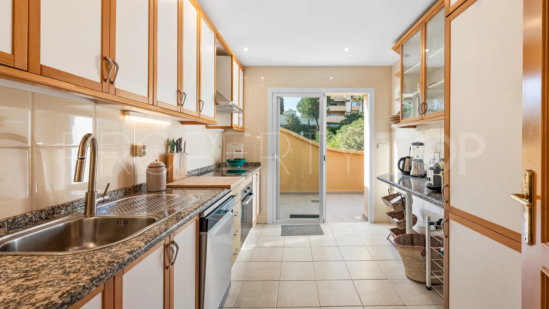 Penthouse in Marbella East for sale