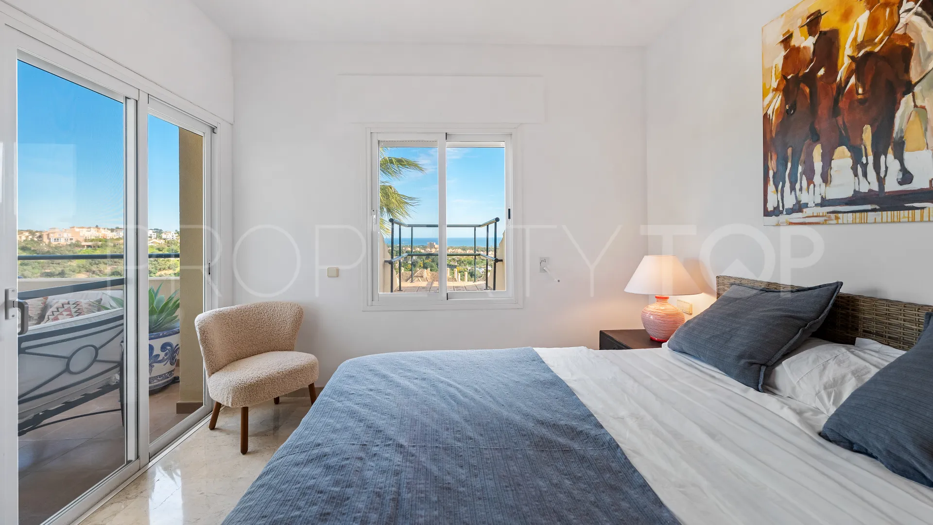 Penthouse in Marbella East for sale
