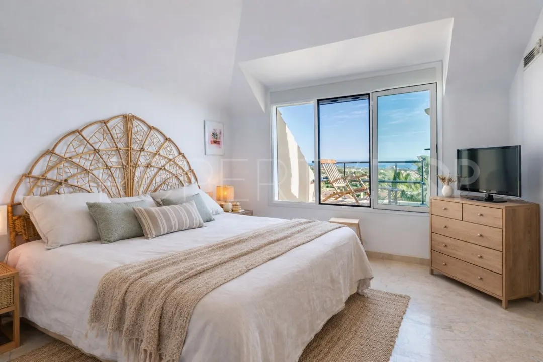 Penthouse in Marbella East for sale