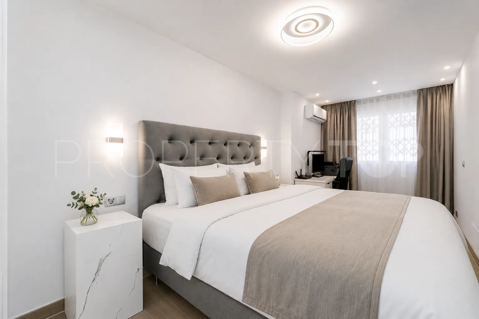 Town house for sale in Cabopino with 4 bedrooms