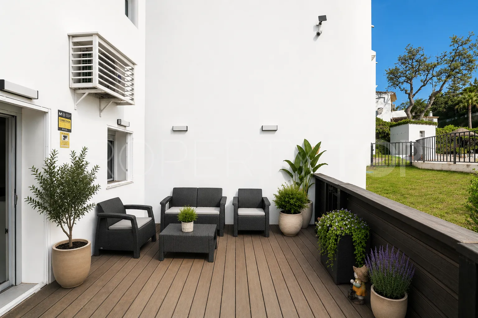 Town house for sale in Cabopino with 4 bedrooms