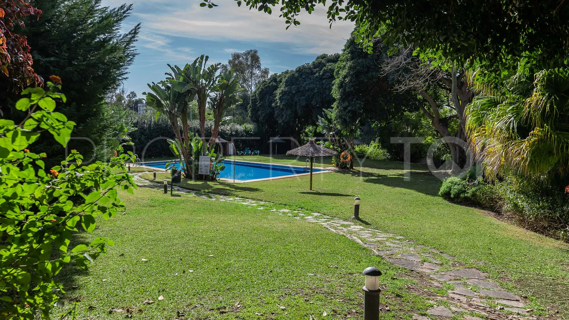 2 bedrooms Guadalmina Alta apartment for sale