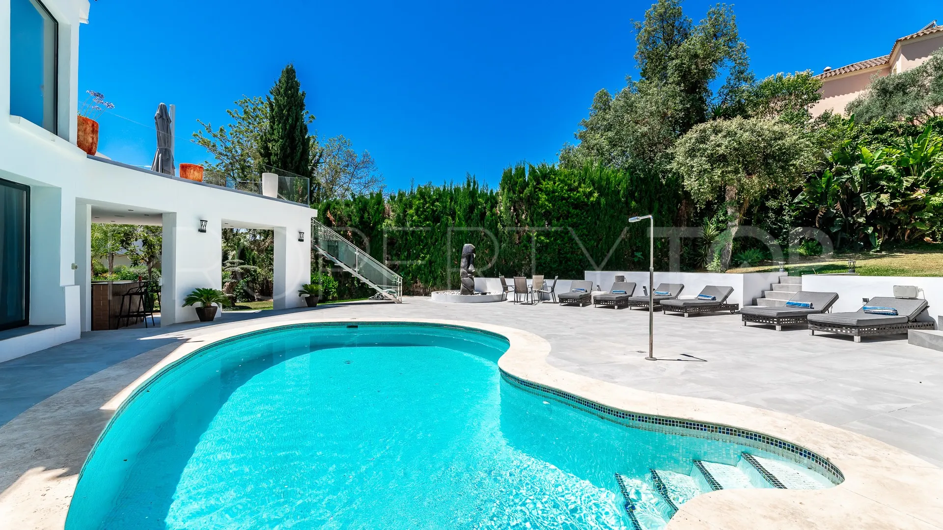 El Rosario villa for sale