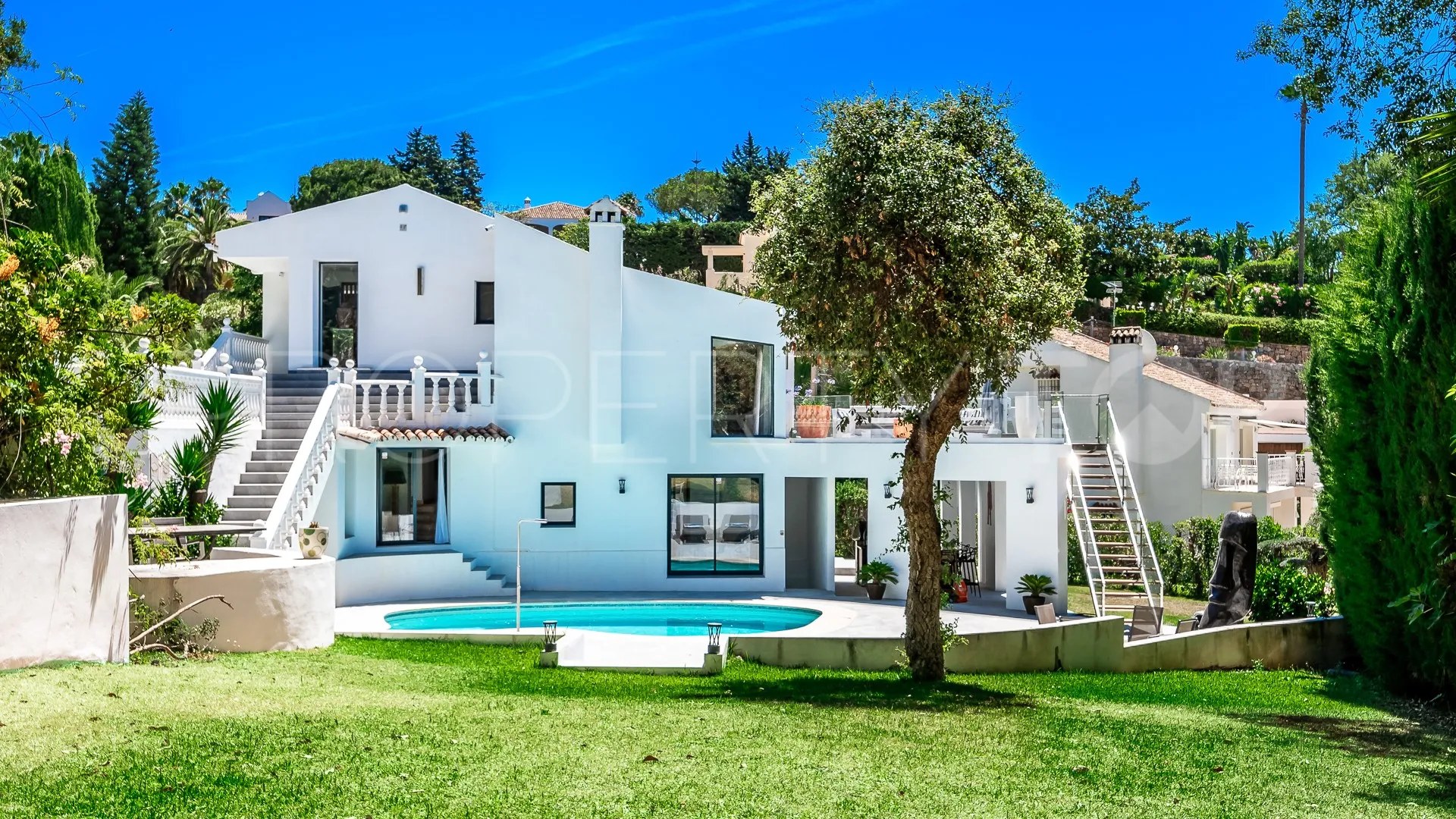 El Rosario villa for sale