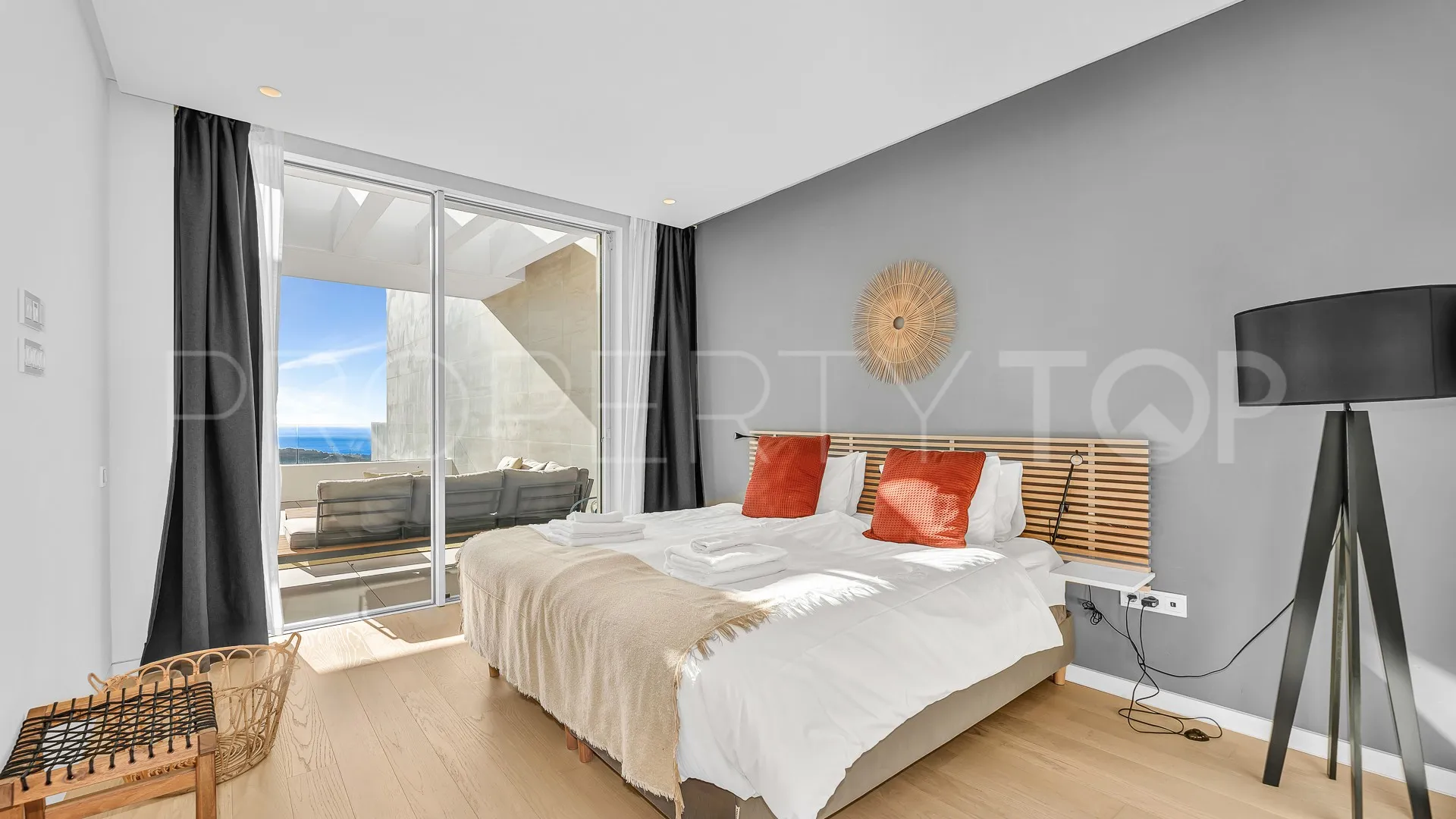 3 bedrooms Palo Alto duplex penthouse for sale
