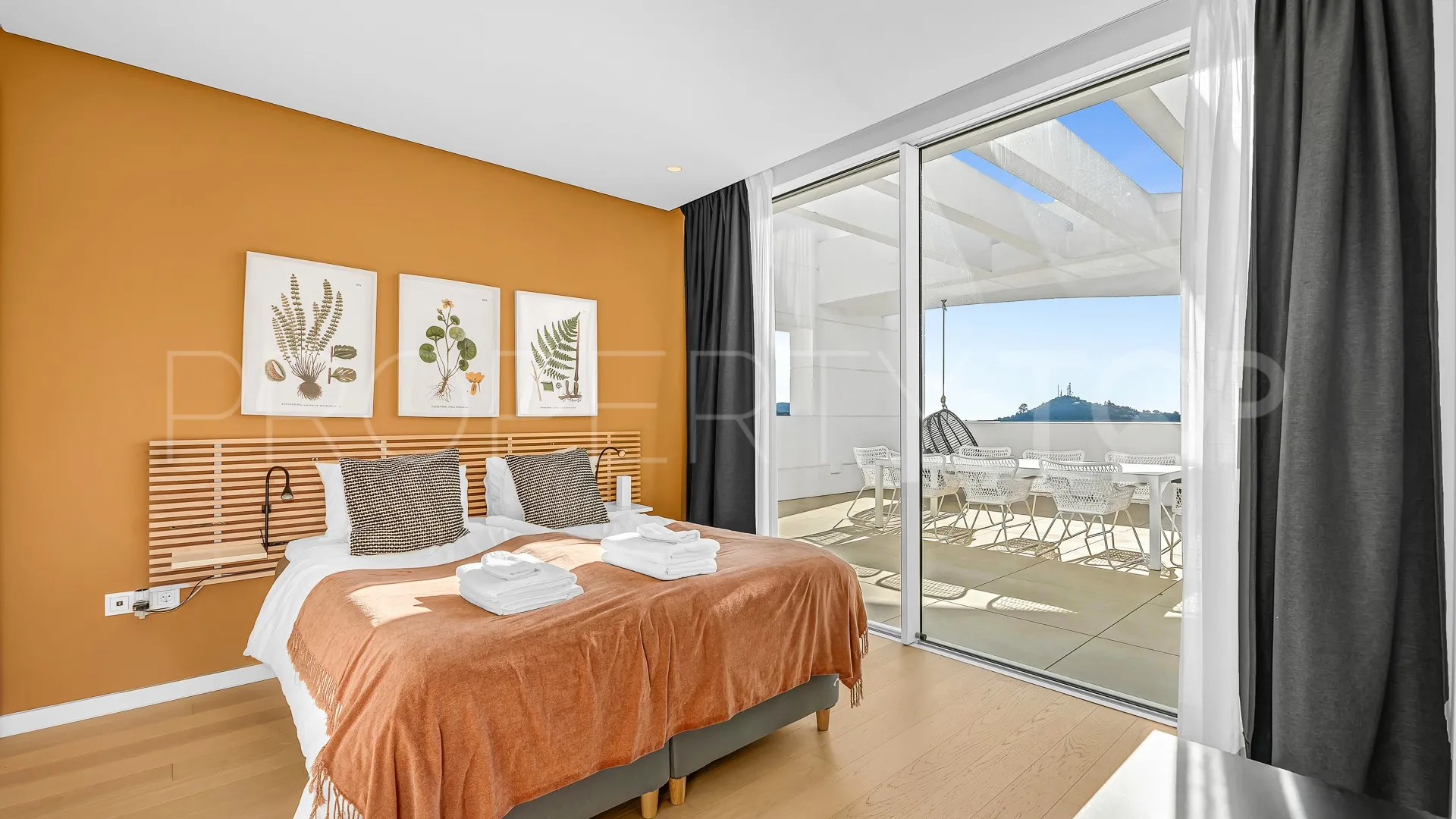 3 bedrooms Palo Alto duplex penthouse for sale