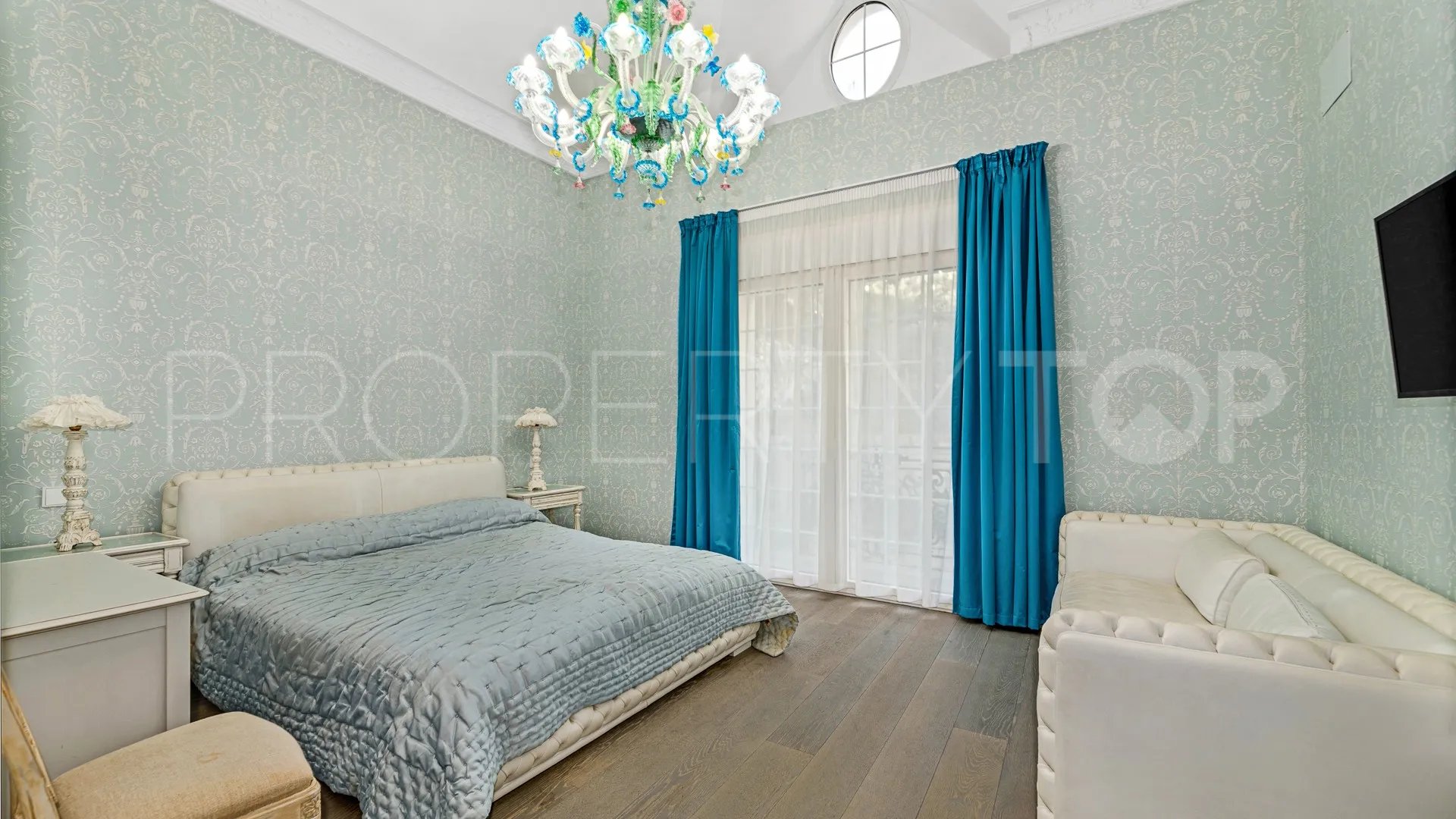 Villa en venta en Cascada de Camojan con 9 dormitorios