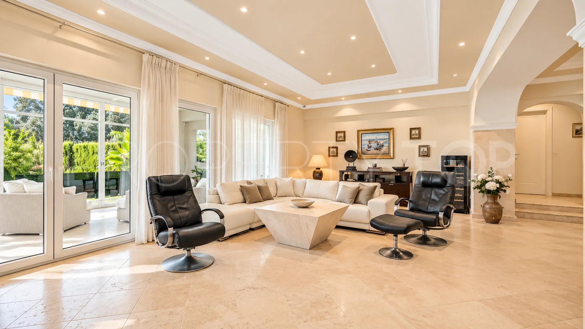 El Rosario villa for sale