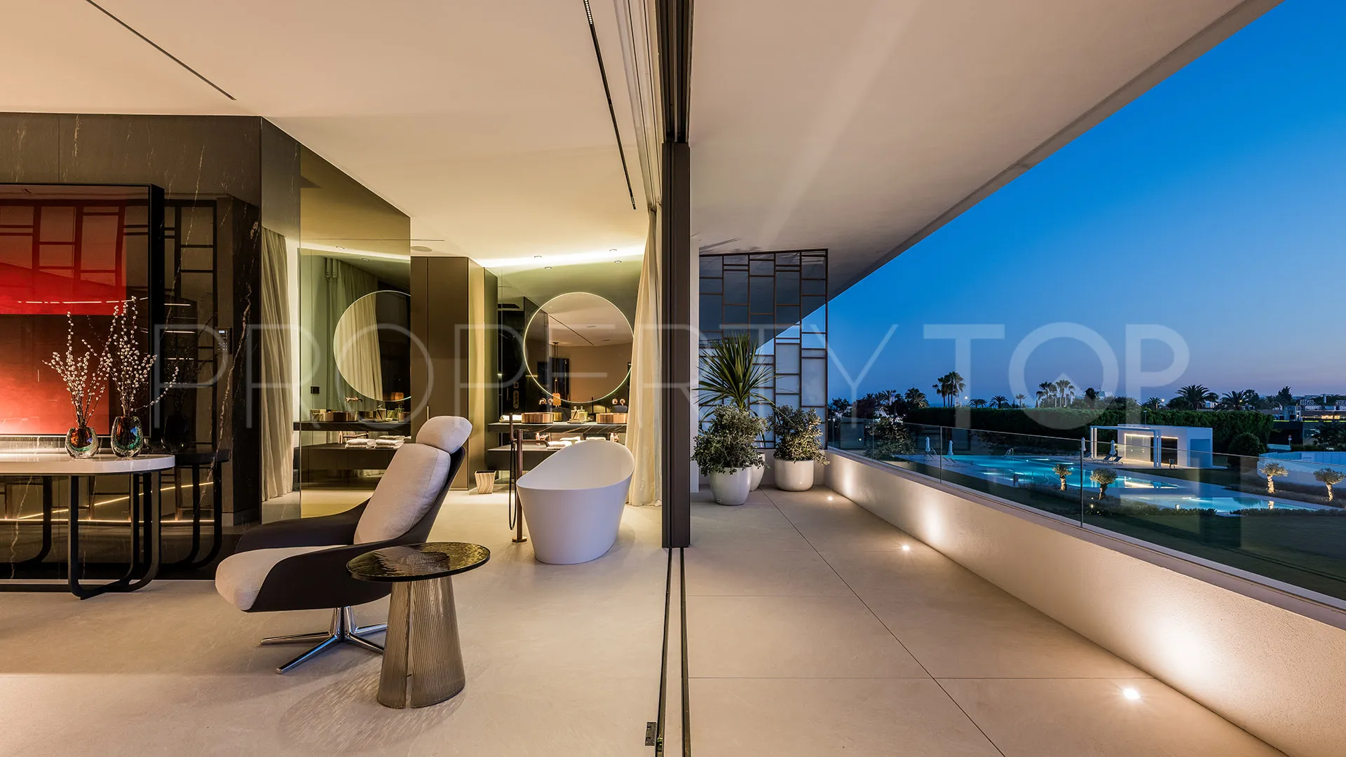 Villa en venta de 4 dormitorios en Golden Mile