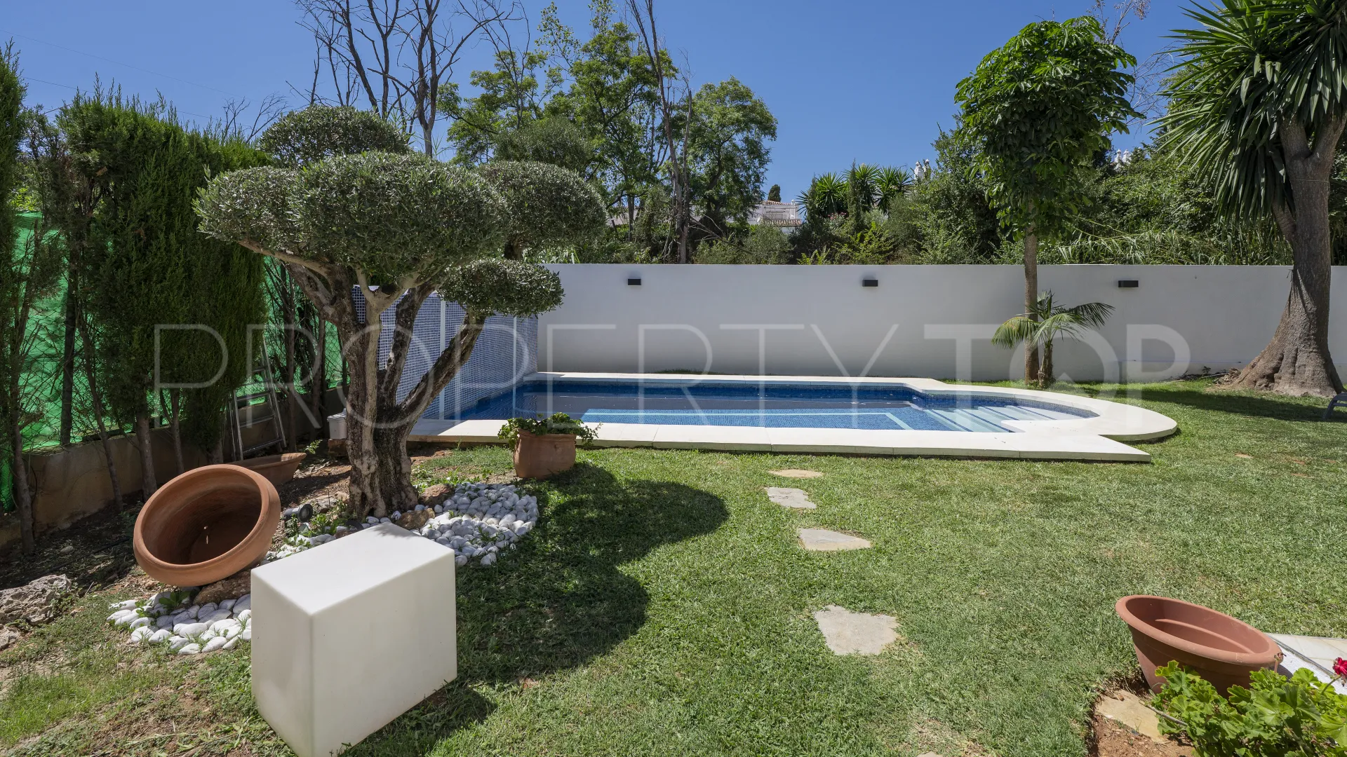 Villa en venta en Nagüeles con 3 dormitorios