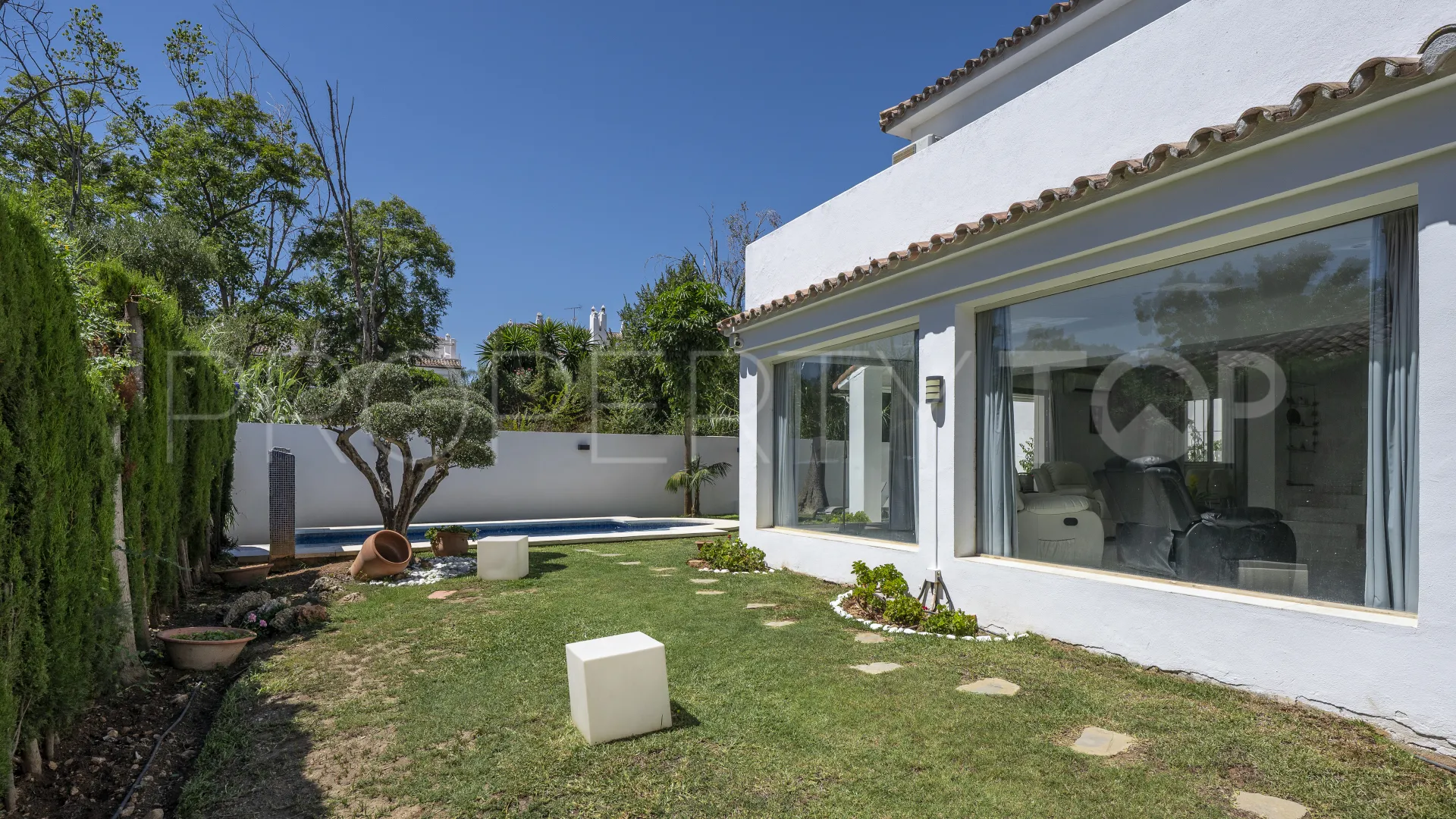 Villa en venta en Nagüeles con 3 dormitorios