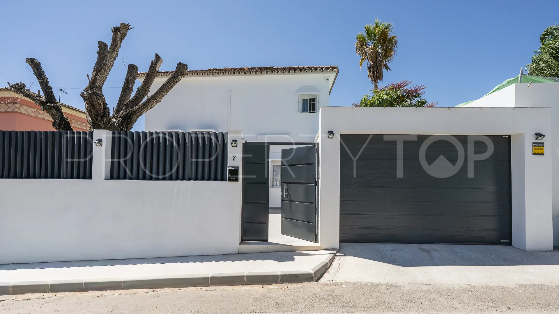 Villa en venta en Nagüeles con 3 dormitorios