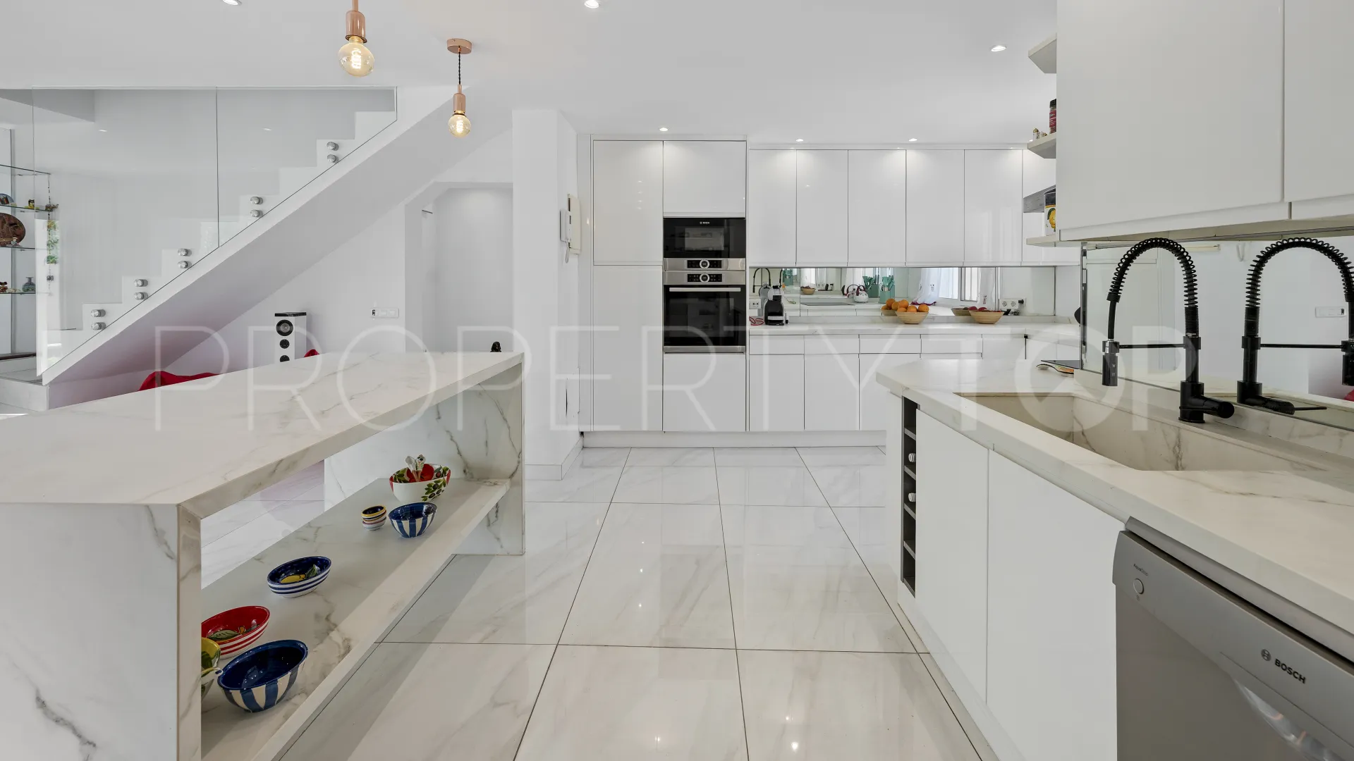 Villa en venta en Nagüeles con 3 dormitorios