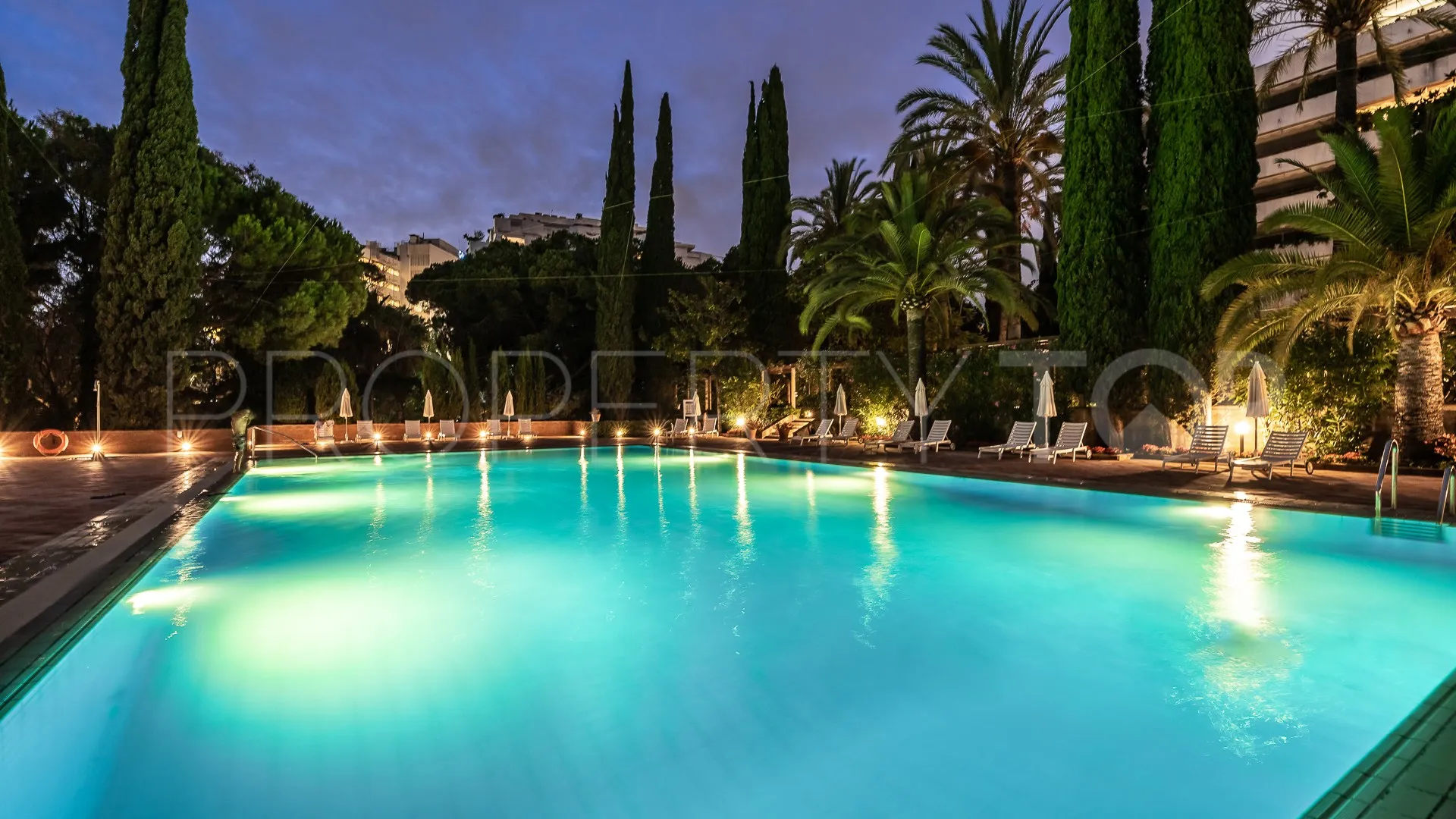 Apartamento en venta en Beach Side Golden Mile