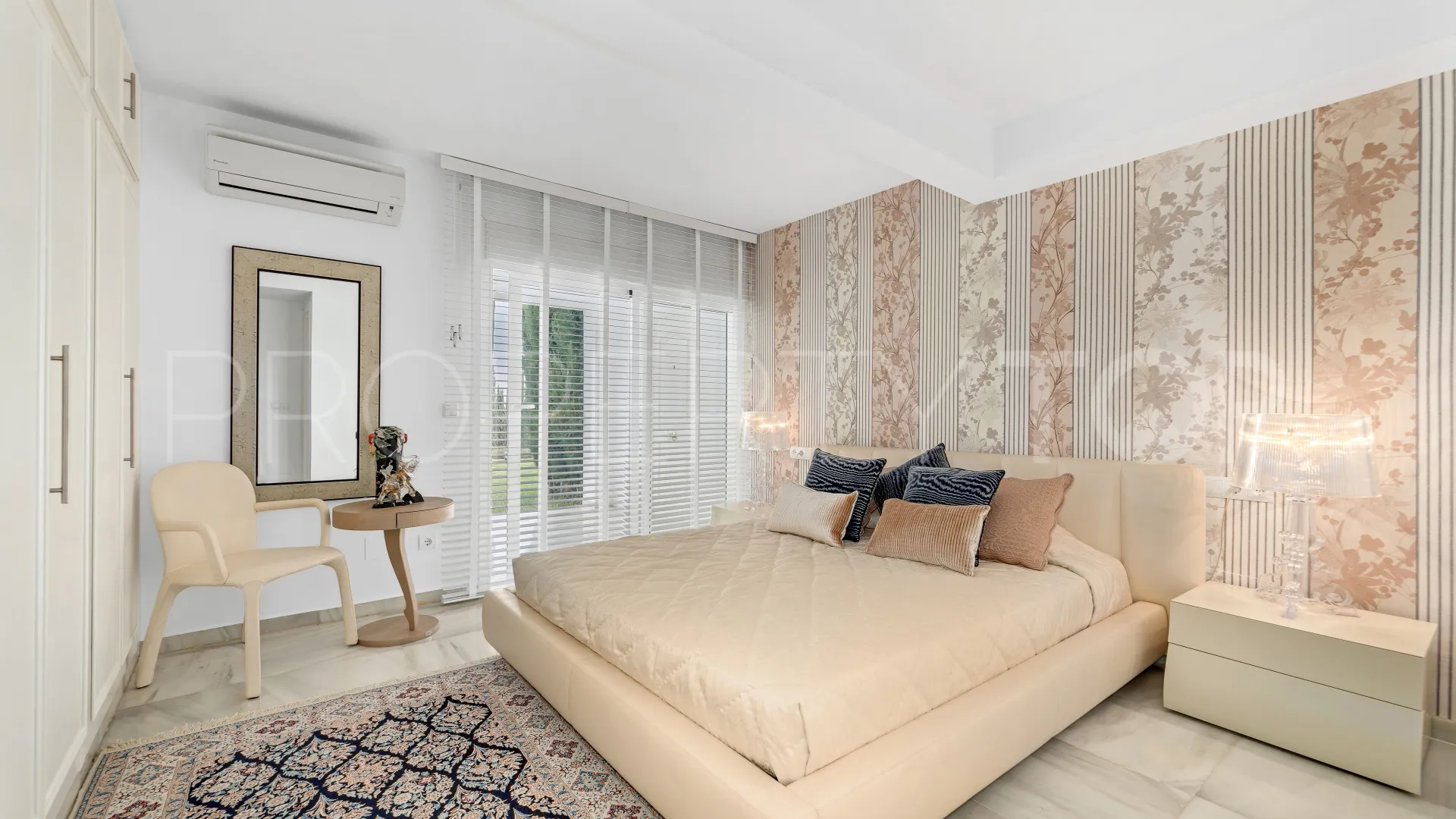 Villa a la venta en Golden Mile