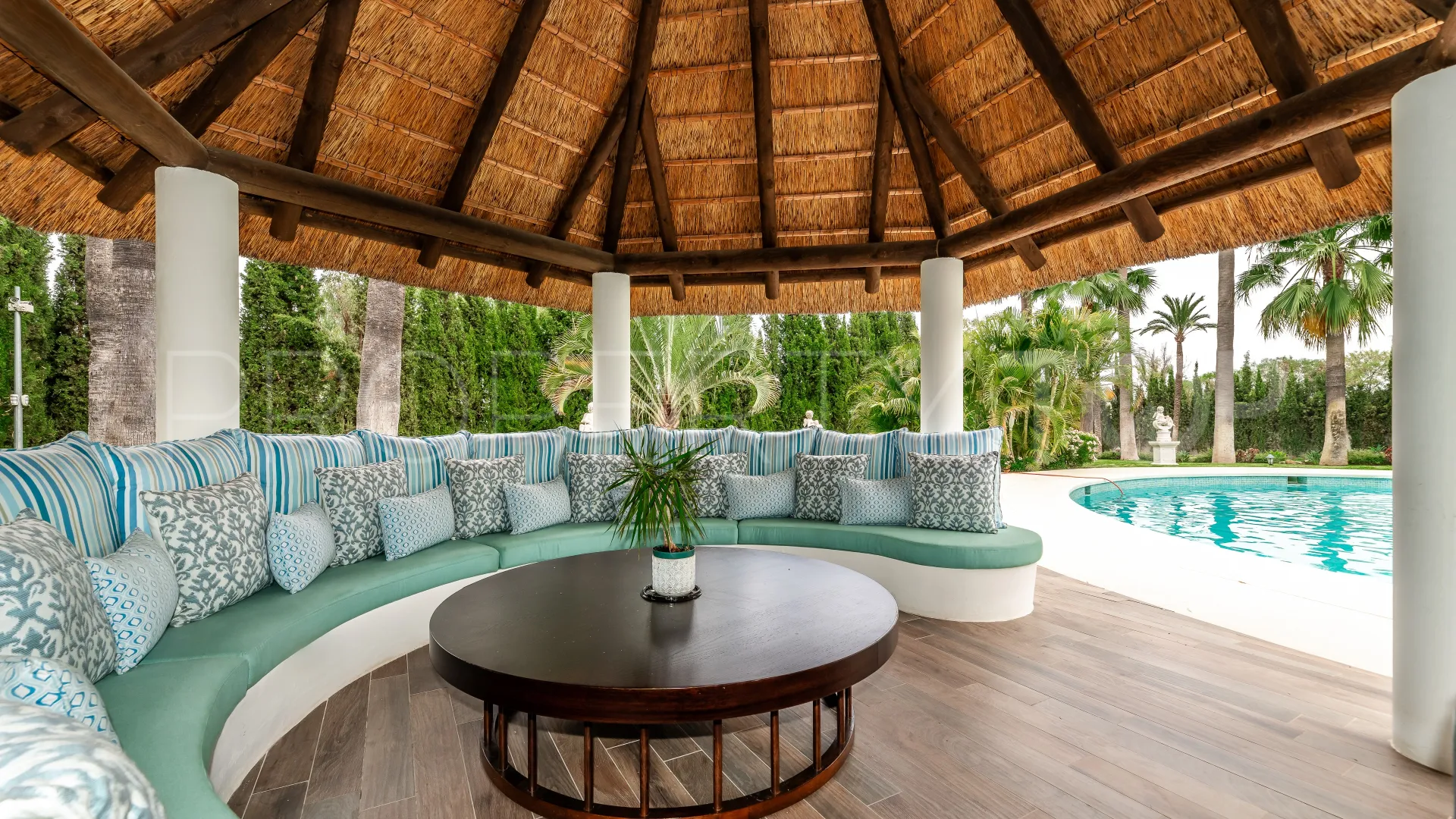 Villa a la venta en Golden Mile