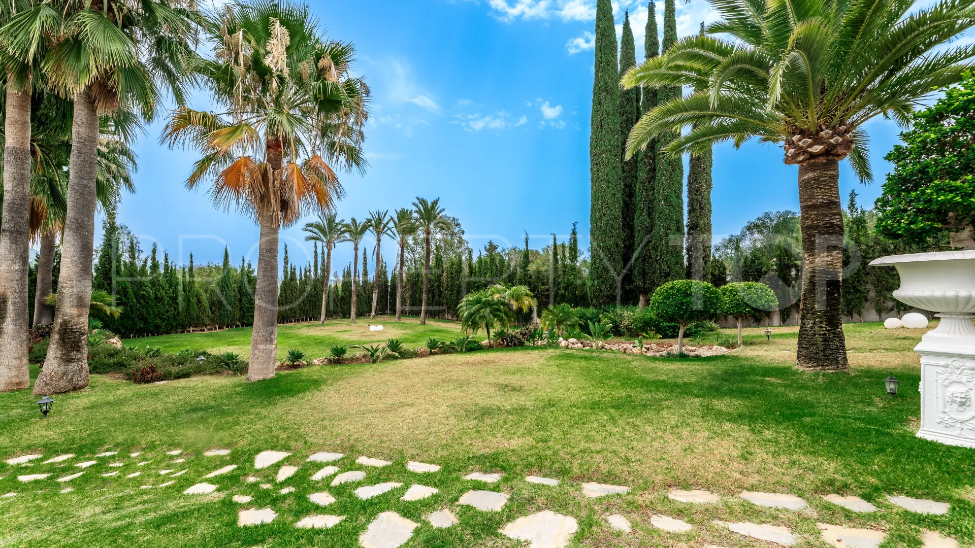 Villa a la venta en Golden Mile