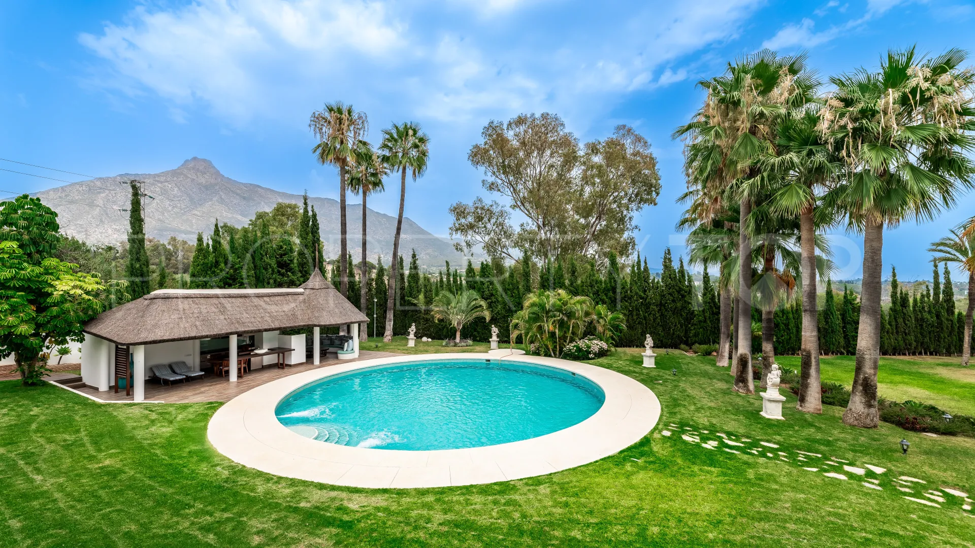 Villa a la venta en Golden Mile