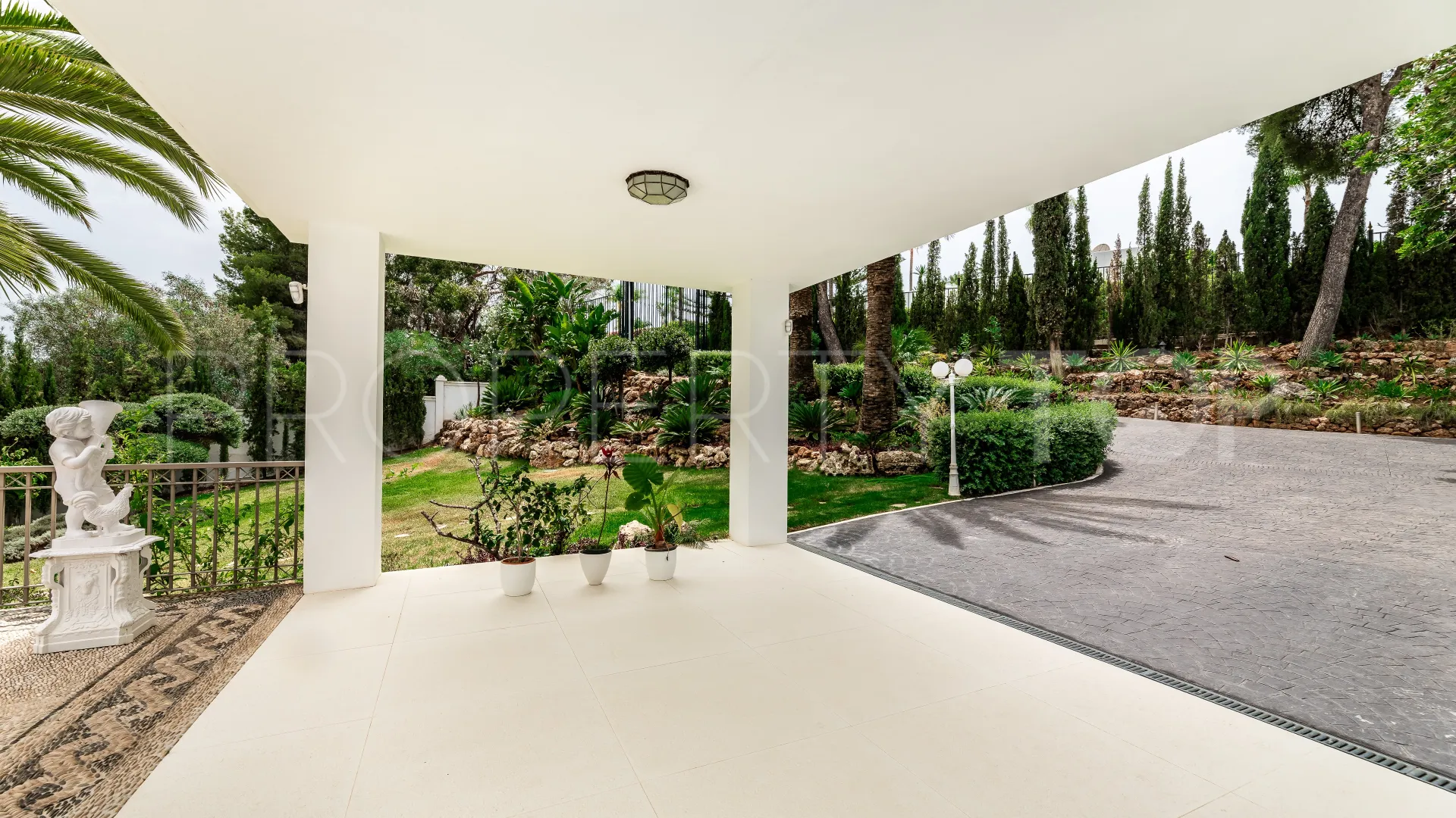 Villa a la venta en Golden Mile