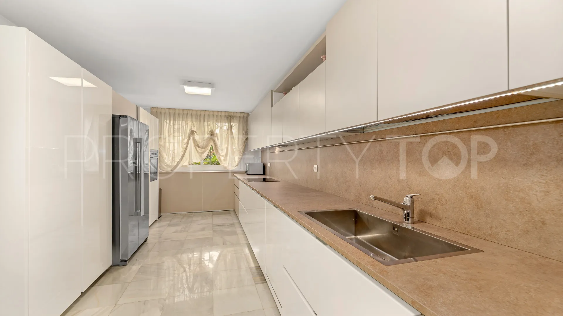 Villa a la venta en Golden Mile