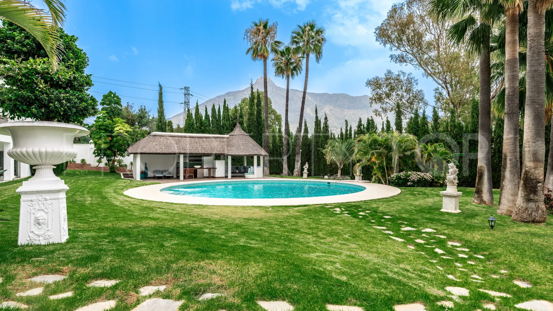 Villa a la venta en Golden Mile