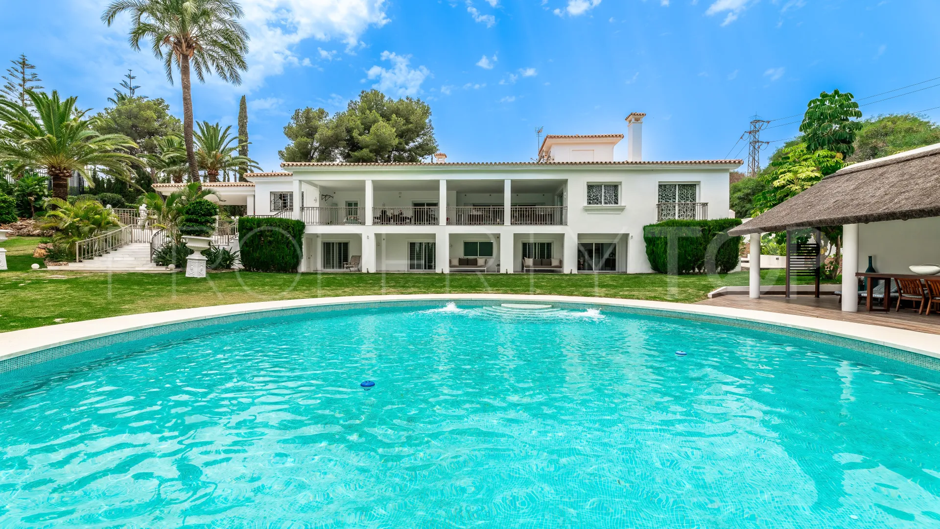 Villa a la venta en Golden Mile
