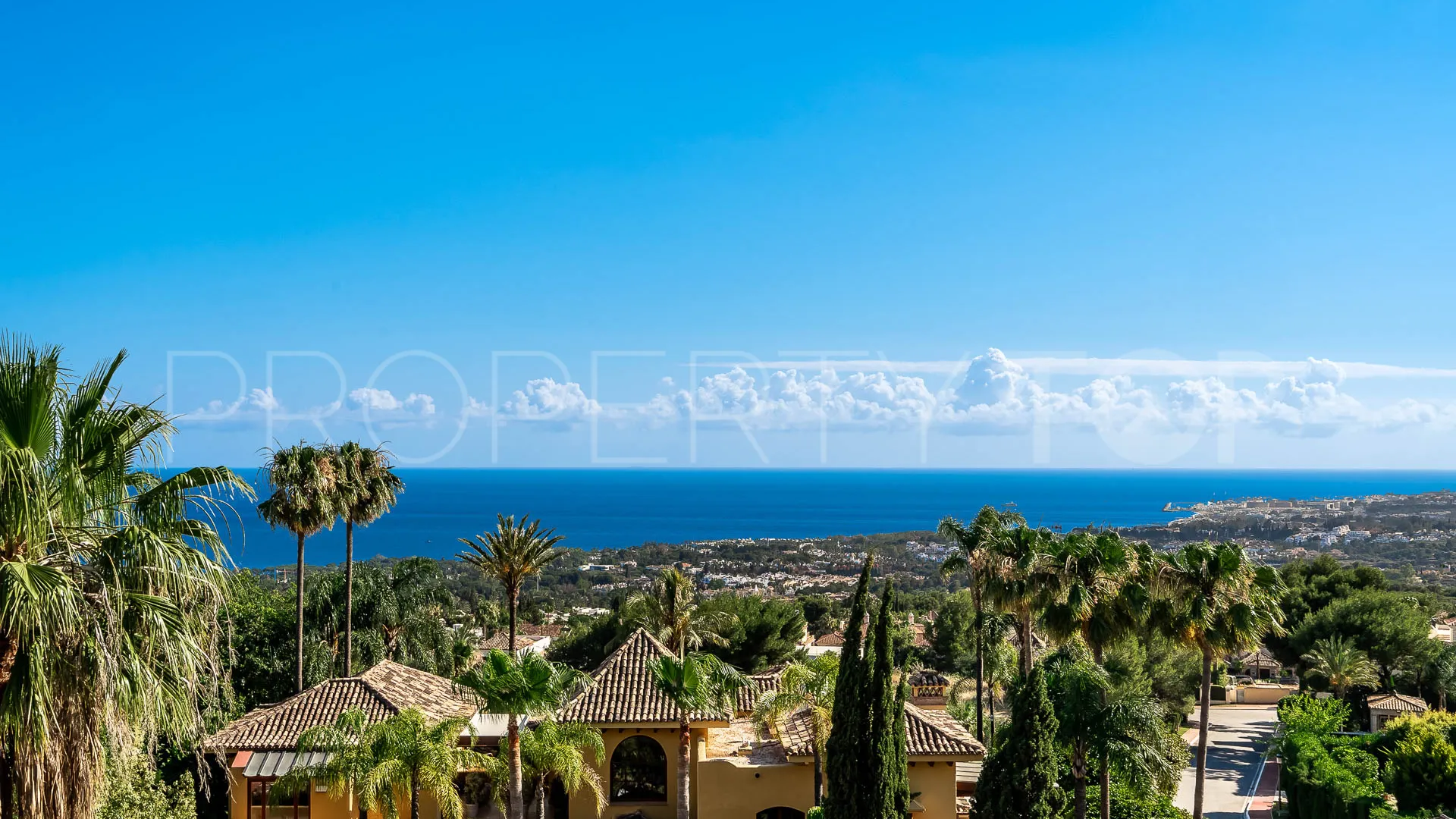 Sierra Blanca 6 bedrooms villa for sale