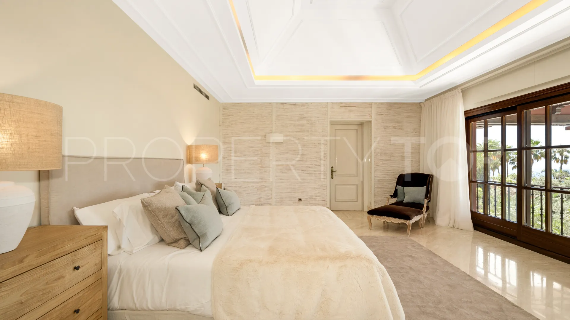 Sierra Blanca 6 bedrooms villa for sale