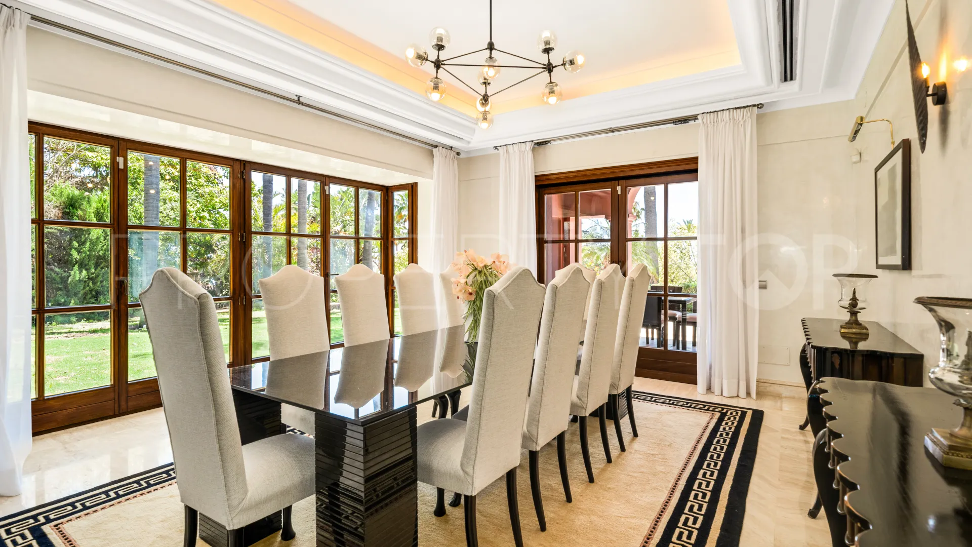 Sierra Blanca 6 bedrooms villa for sale