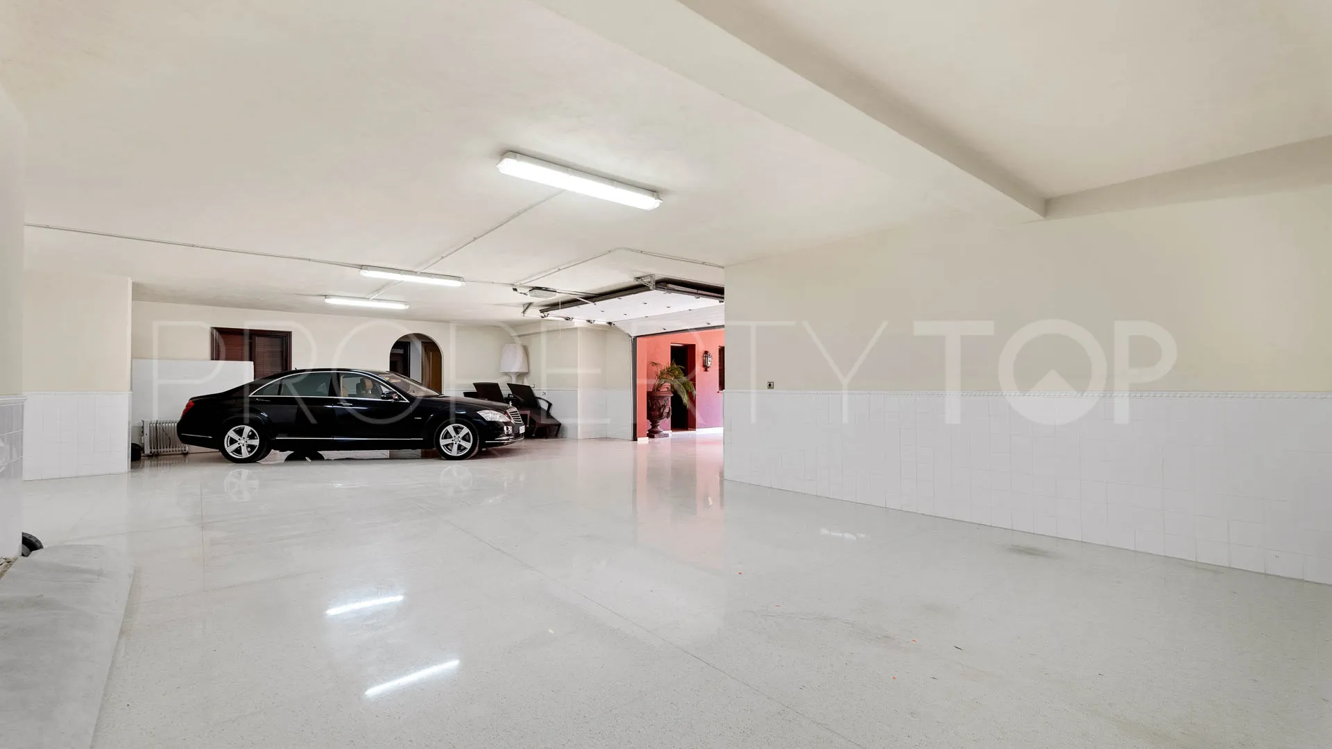 Sierra Blanca 6 bedrooms villa for sale