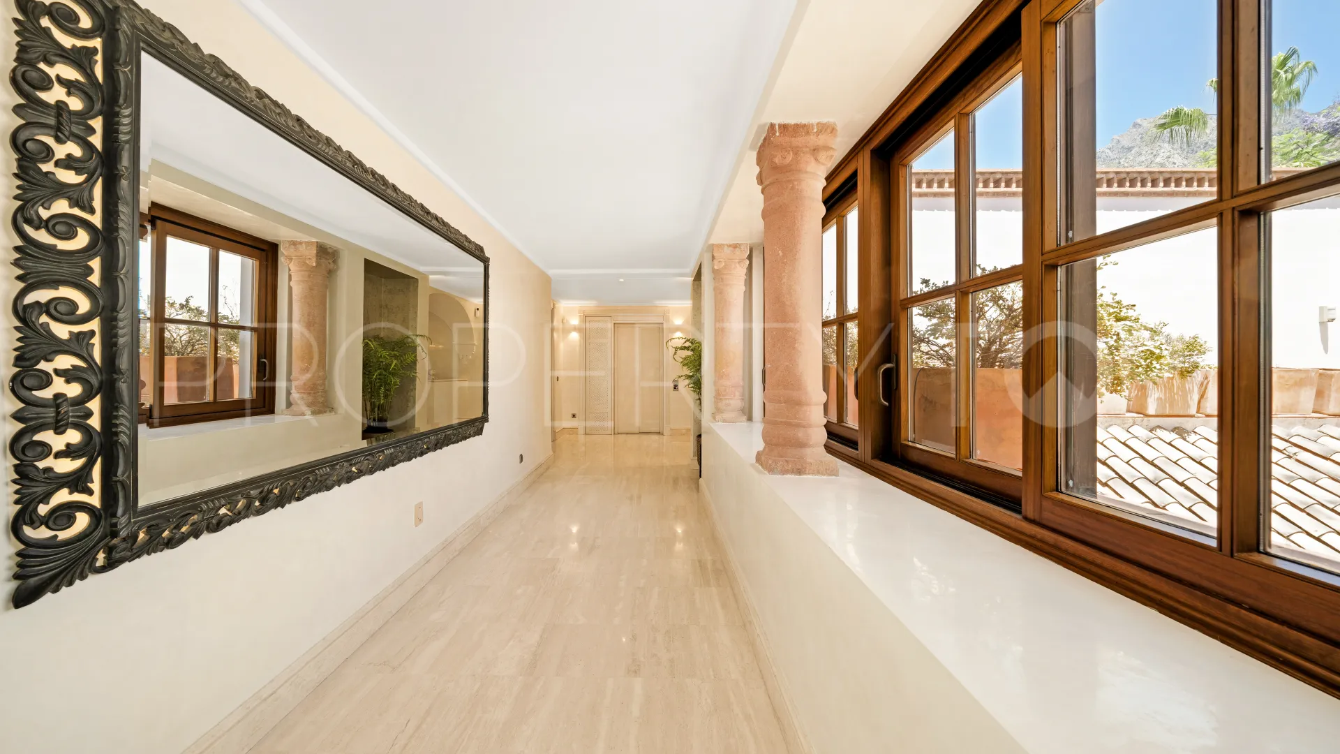 Sierra Blanca 6 bedrooms villa for sale