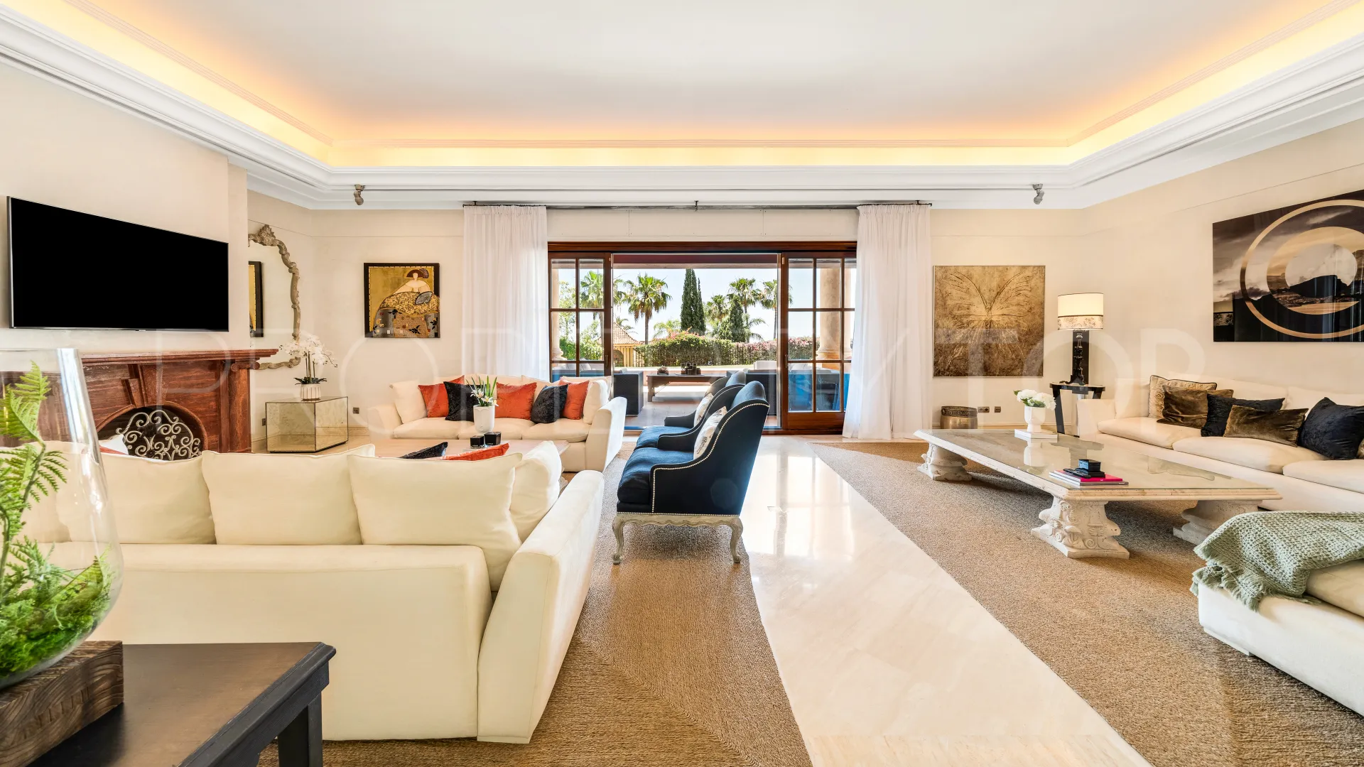 Sierra Blanca 6 bedrooms villa for sale