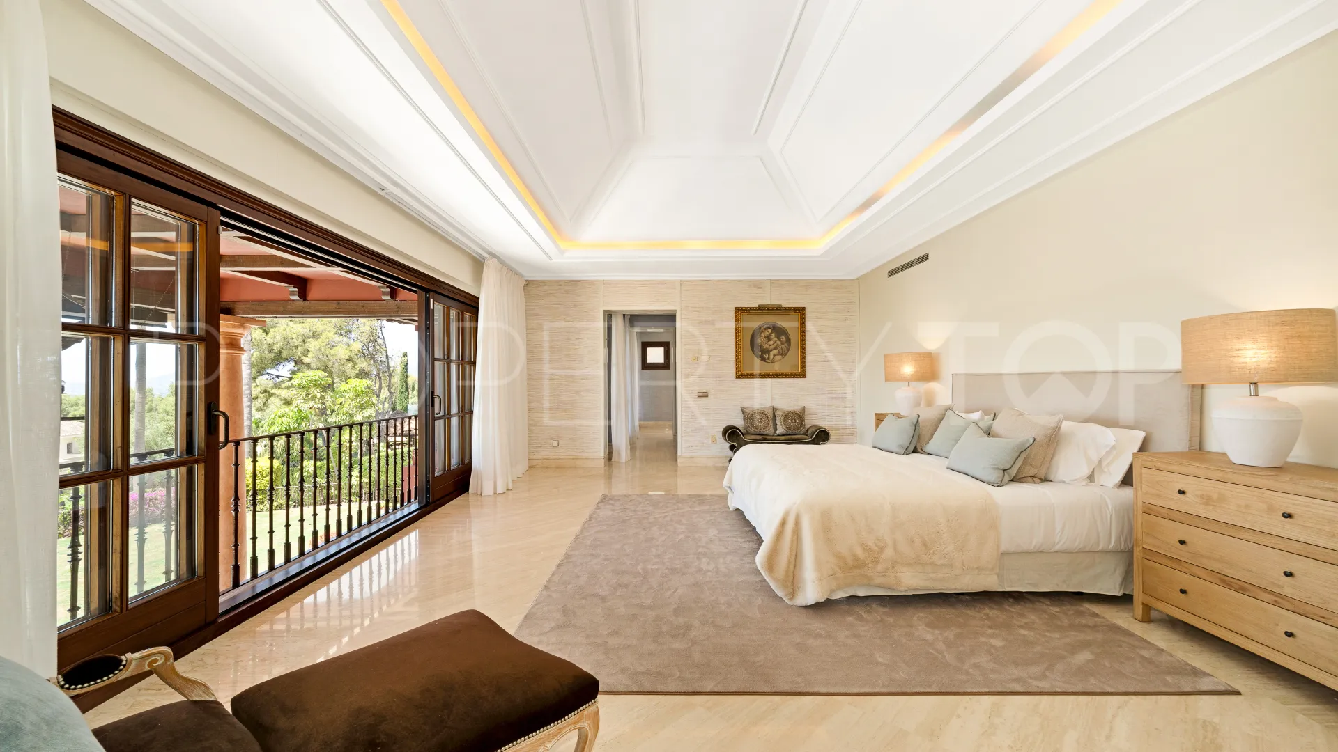 Sierra Blanca 6 bedrooms villa for sale