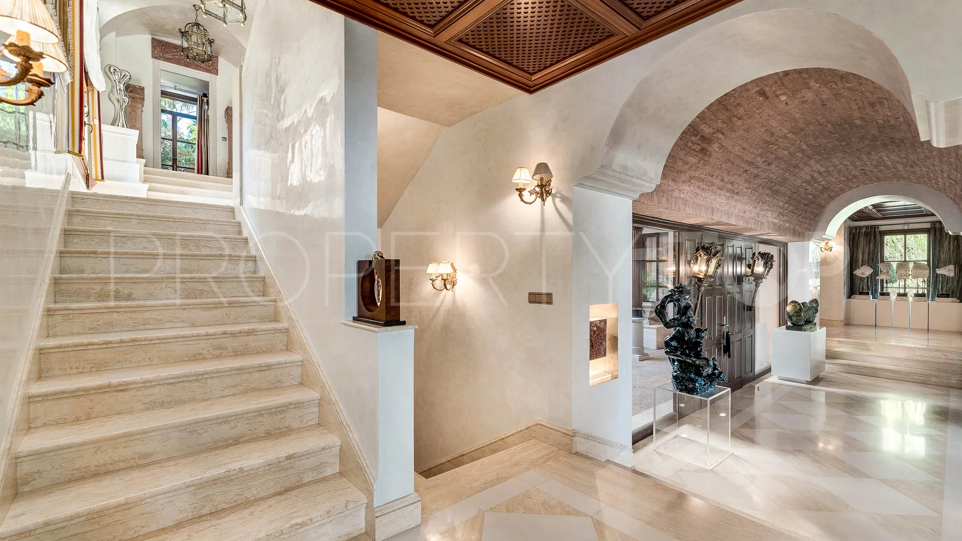 Sierra Blanca 6 bedrooms villa for sale