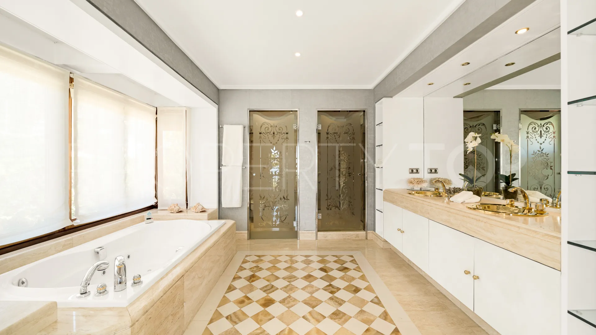 Sierra Blanca 6 bedrooms villa for sale
