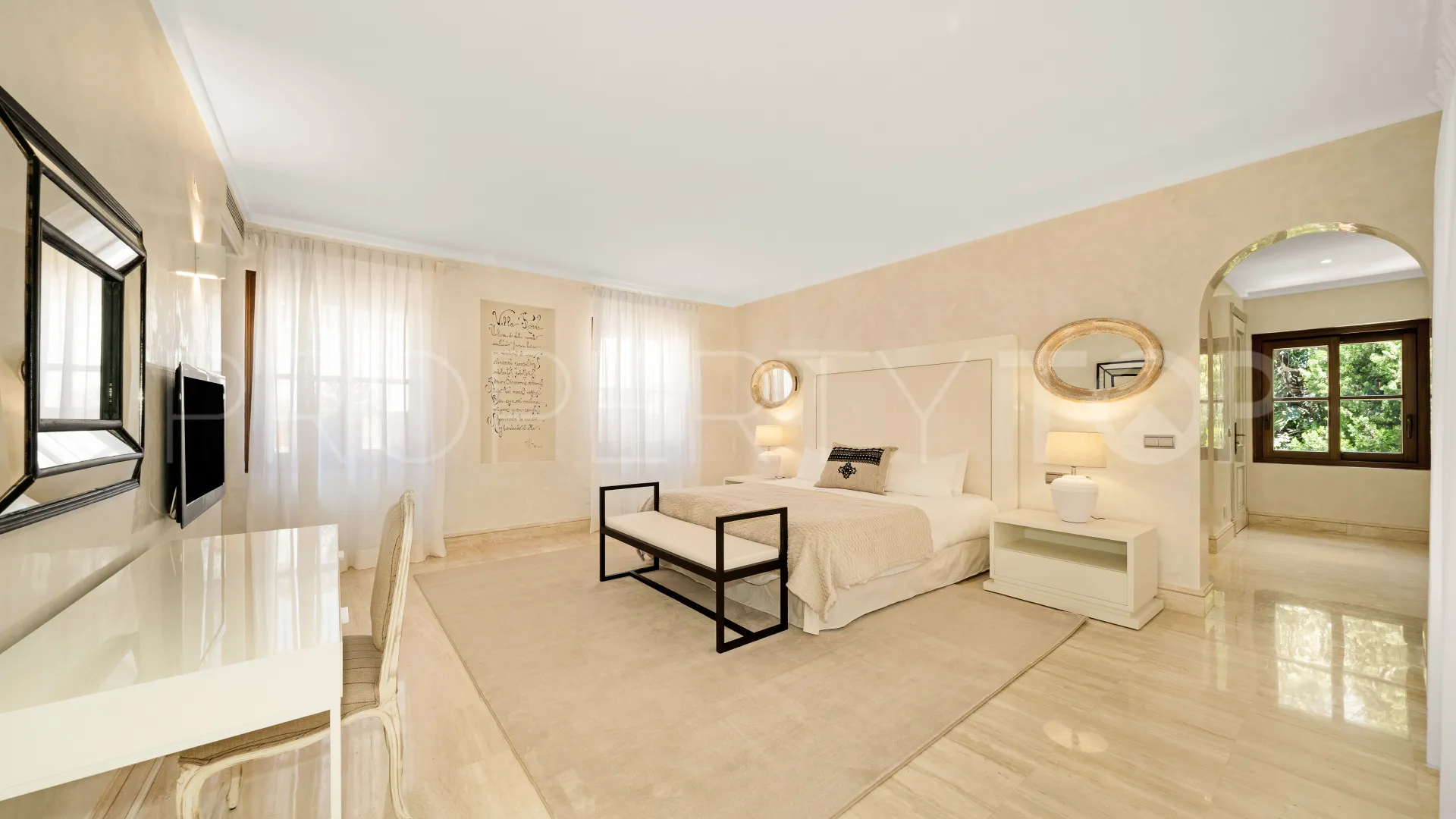 Sierra Blanca 6 bedrooms villa for sale