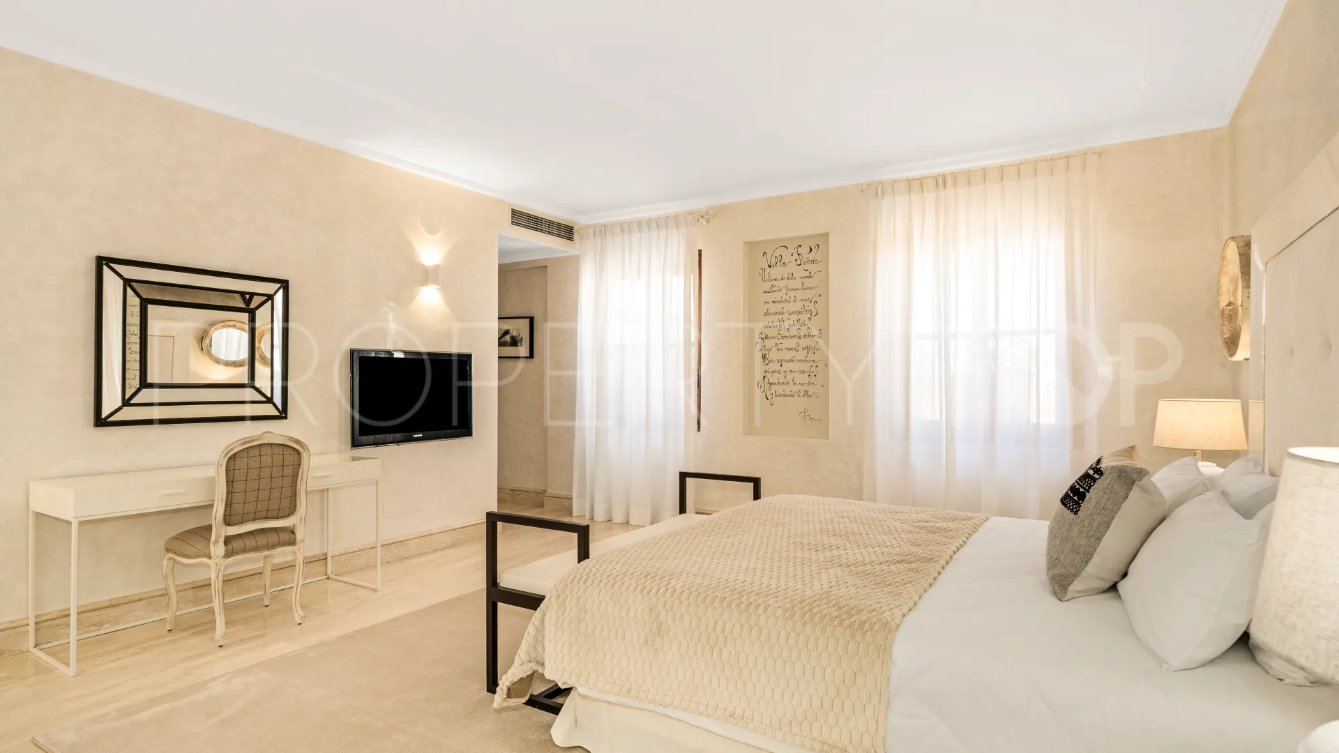 Sierra Blanca 6 bedrooms villa for sale