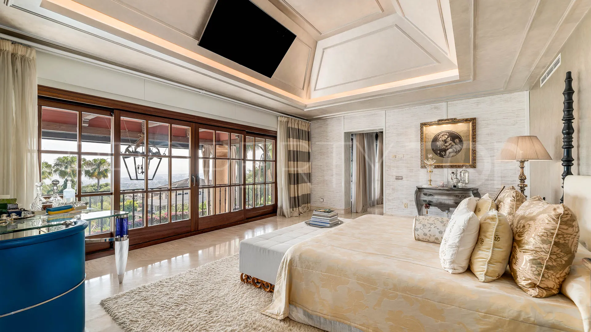 Sierra Blanca 6 bedrooms villa for sale