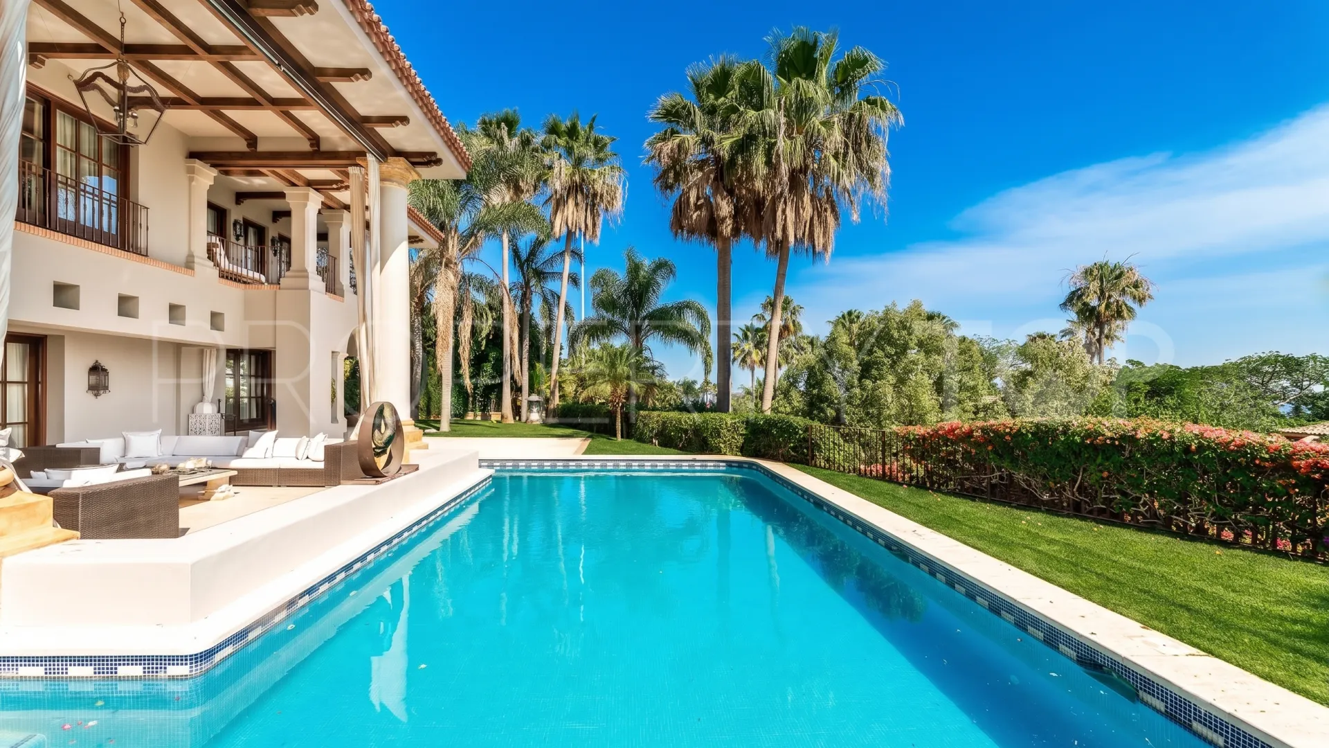 Sierra Blanca 6 bedrooms villa for sale
