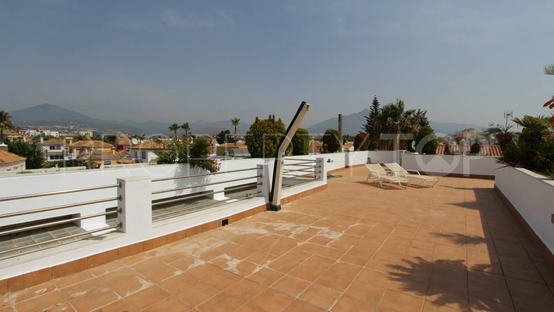 Villa in San Pedro Playa for sale