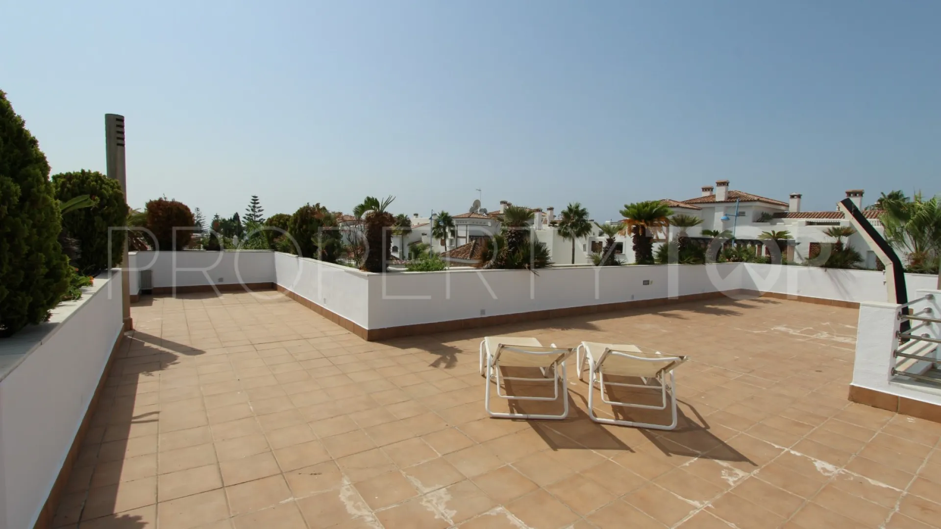 Villa in San Pedro Playa for sale