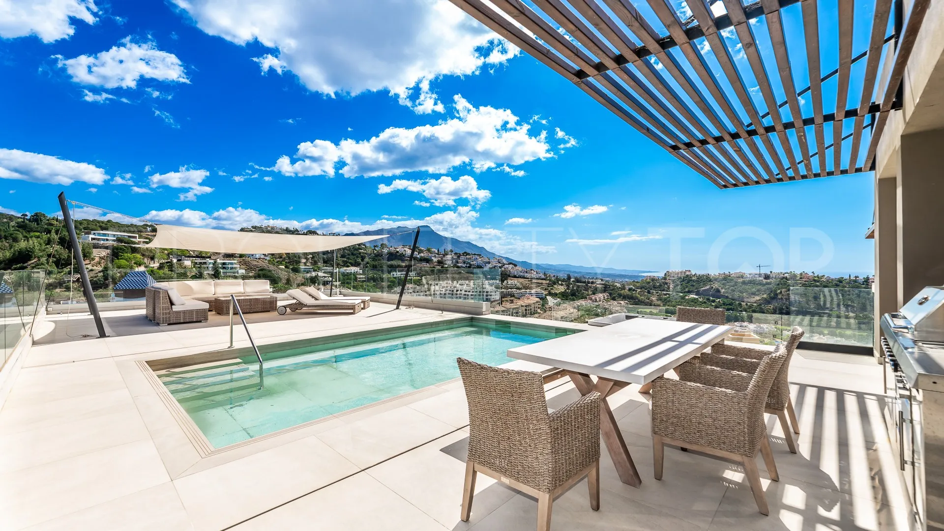 Los Arqueros, villa en venta