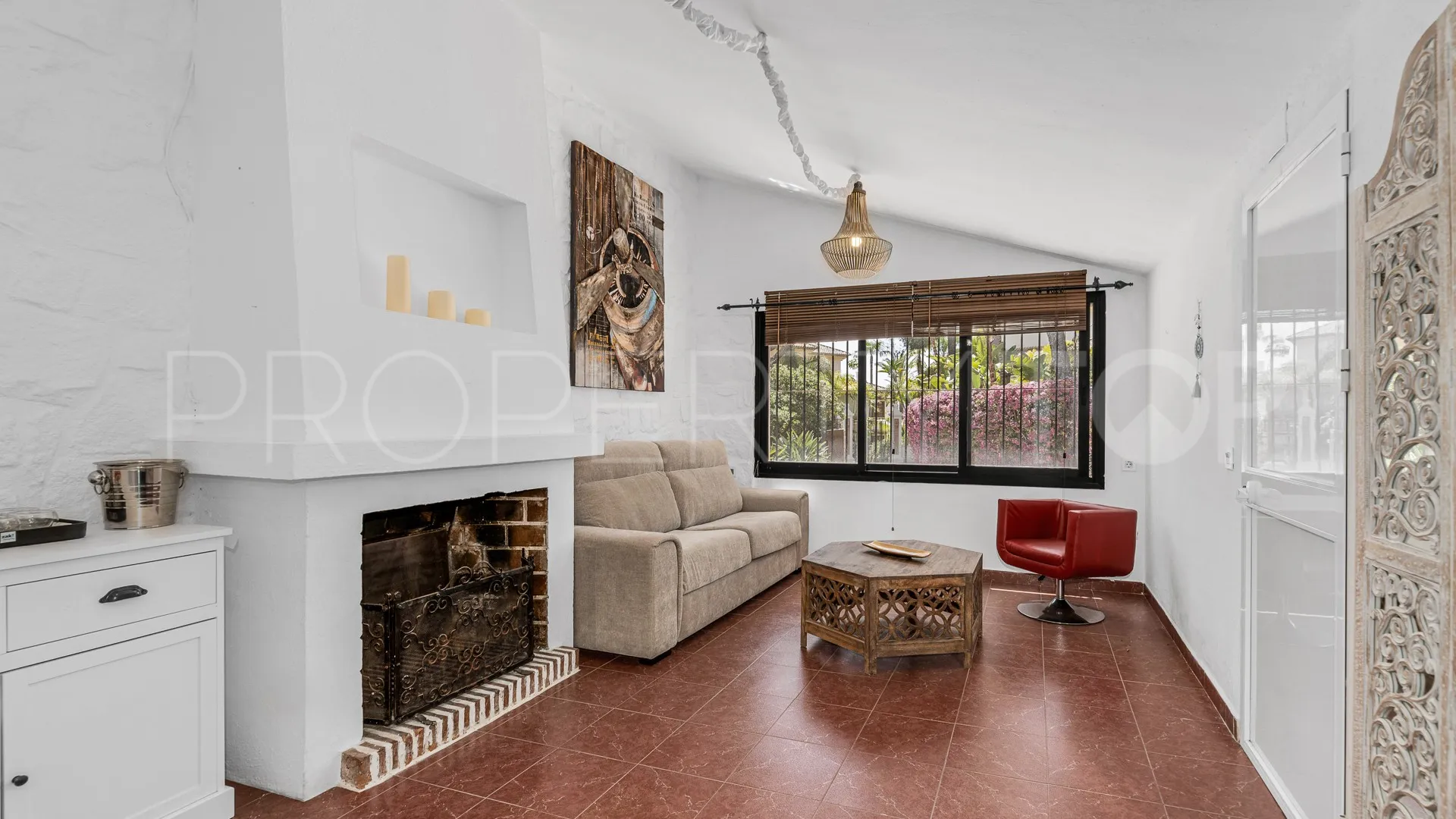 For sale villa in Los Monteros with 4 bedrooms