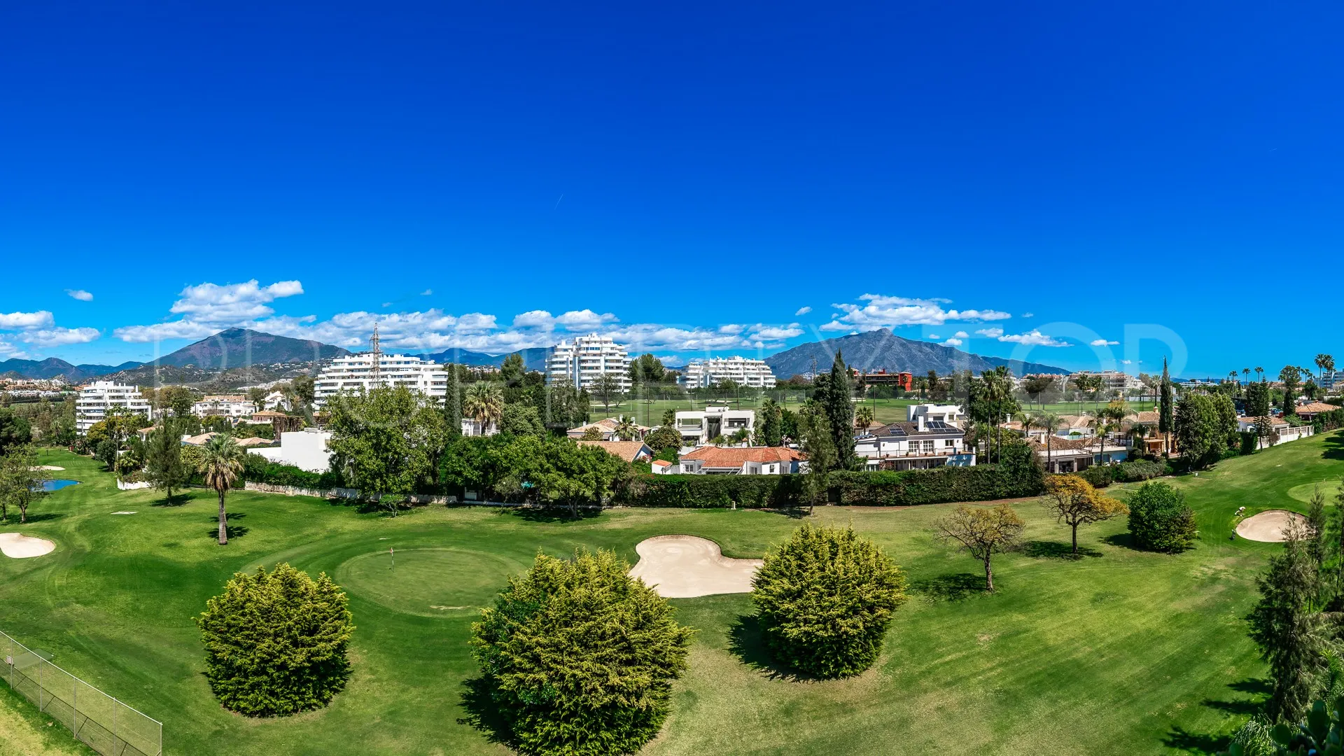 Apartment for sale in Guadalmina Alta