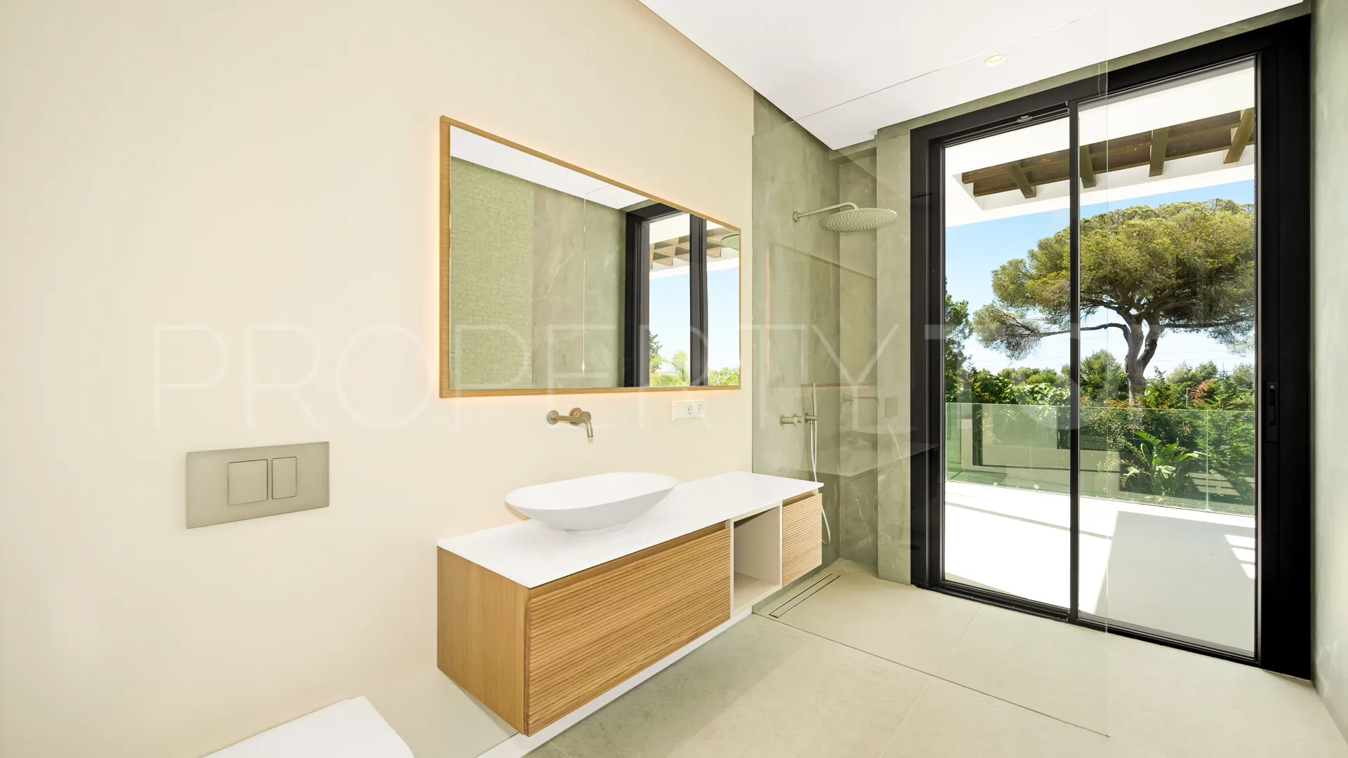 Nagüeles 5 bedrooms villa for sale