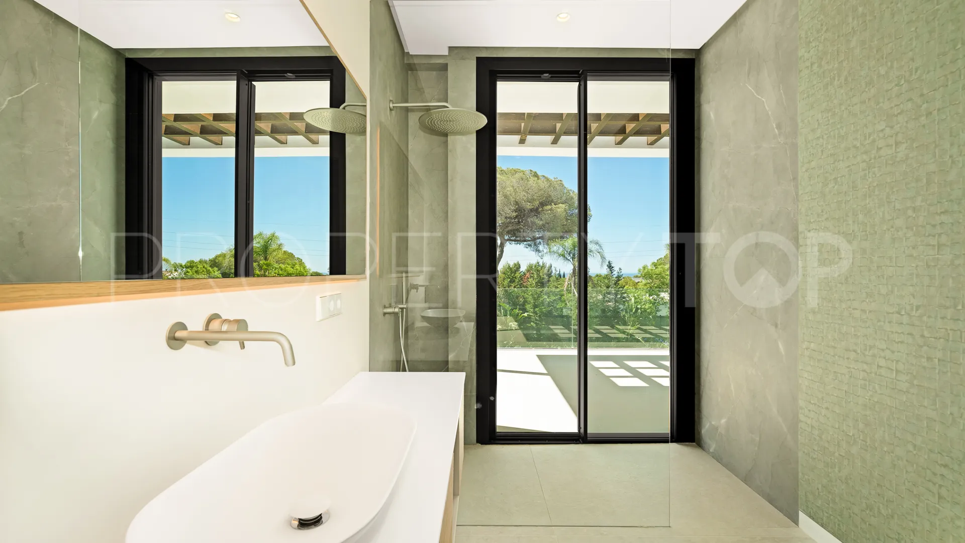 Nagüeles 5 bedrooms villa for sale