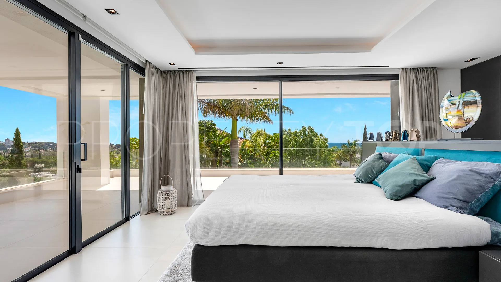 Villa en venta en Los Flamingos Golf de 6 dormitorios
