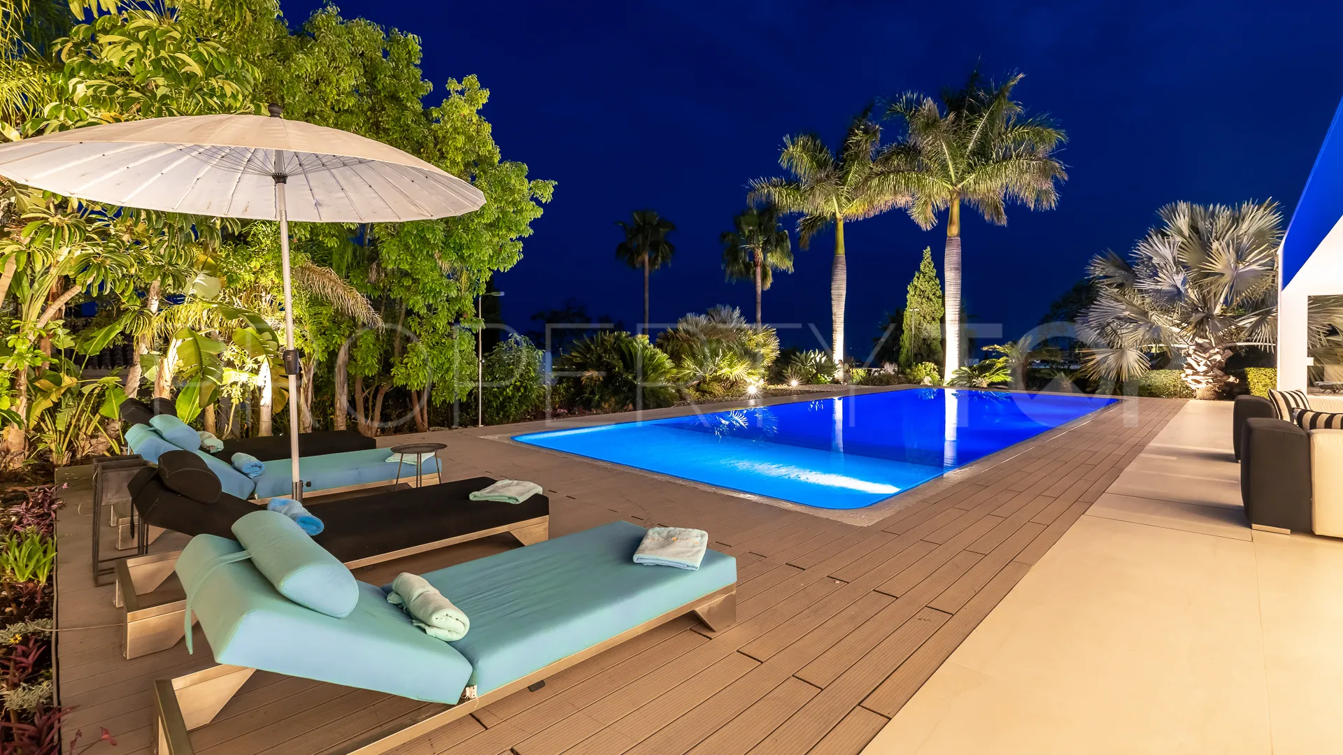 Villa en venta en Los Flamingos Golf de 6 dormitorios